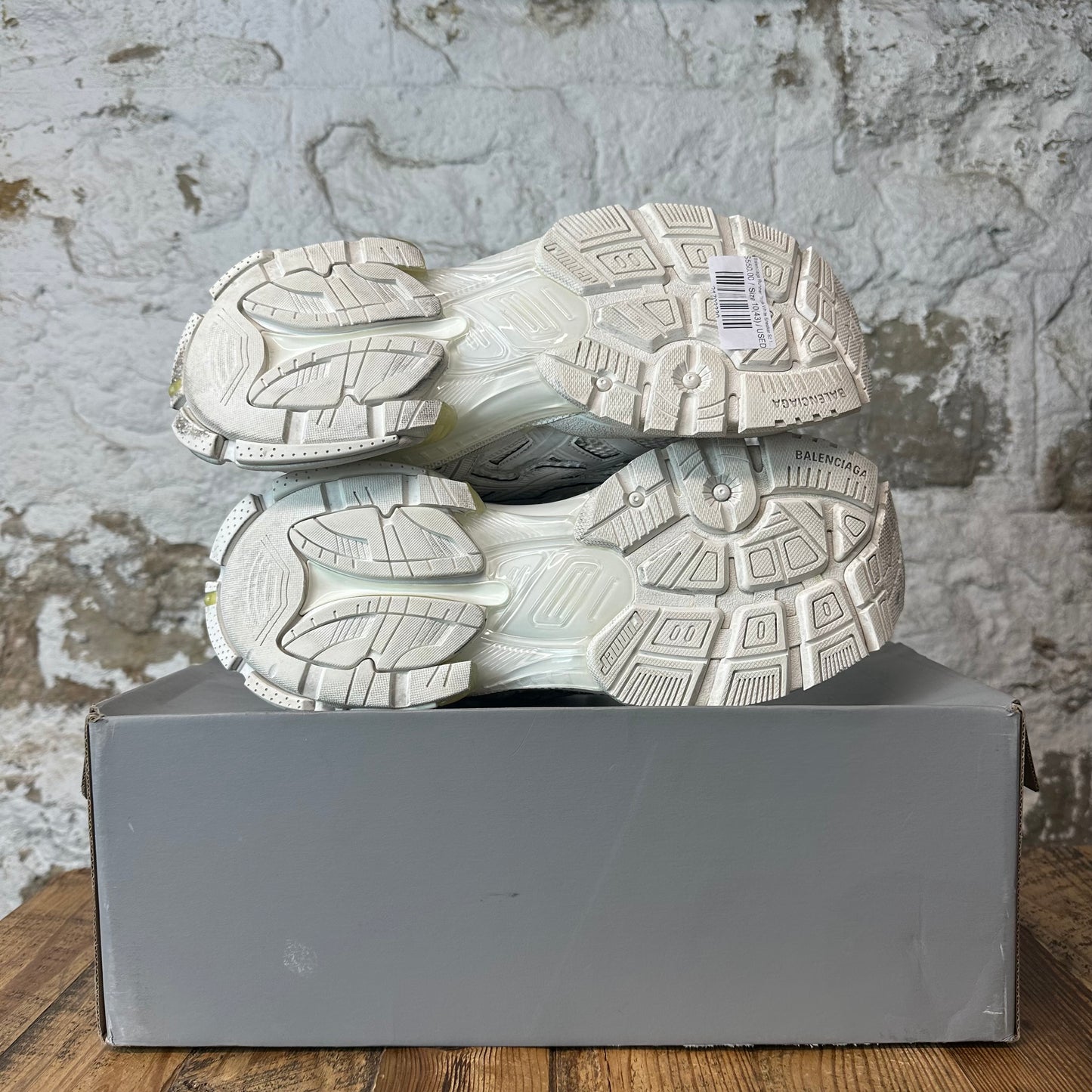 Balenciaga Runner Triple White Sneaker Sz 10 (43)