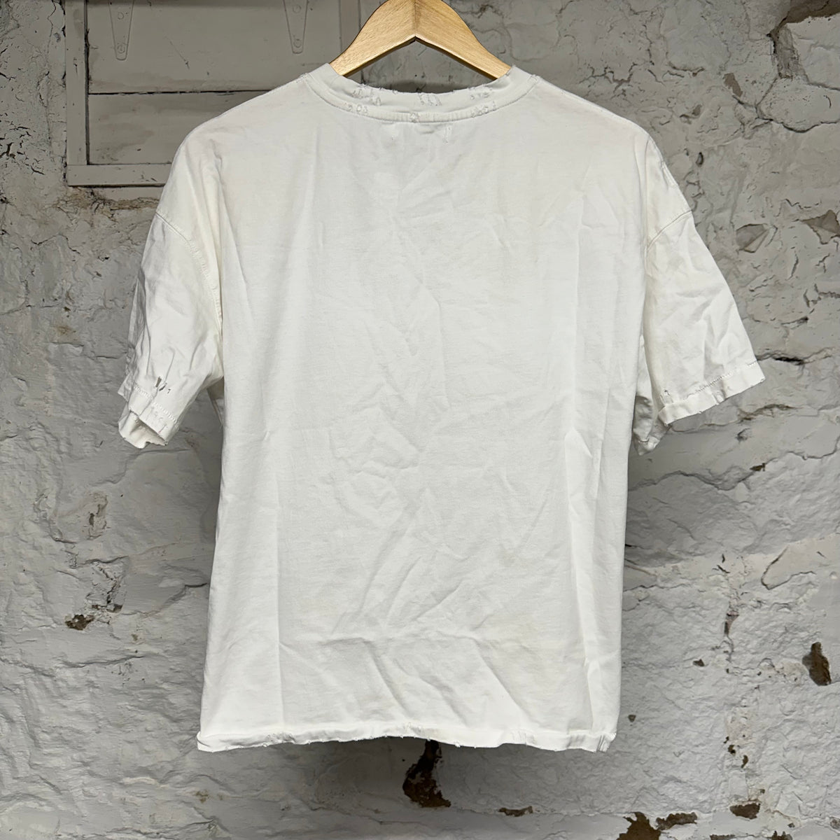 Vale Big Stage White T-Shirt Sz S