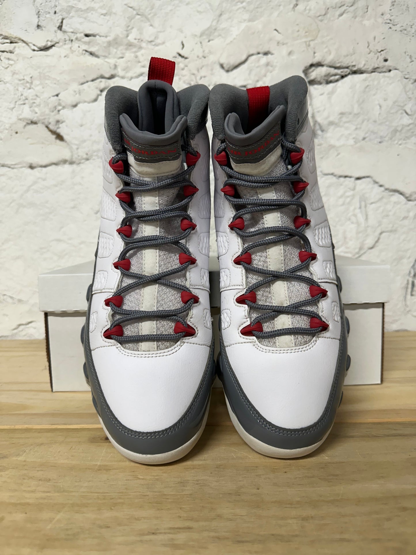 Air Jordan 9 Fire Red Sz 11.5