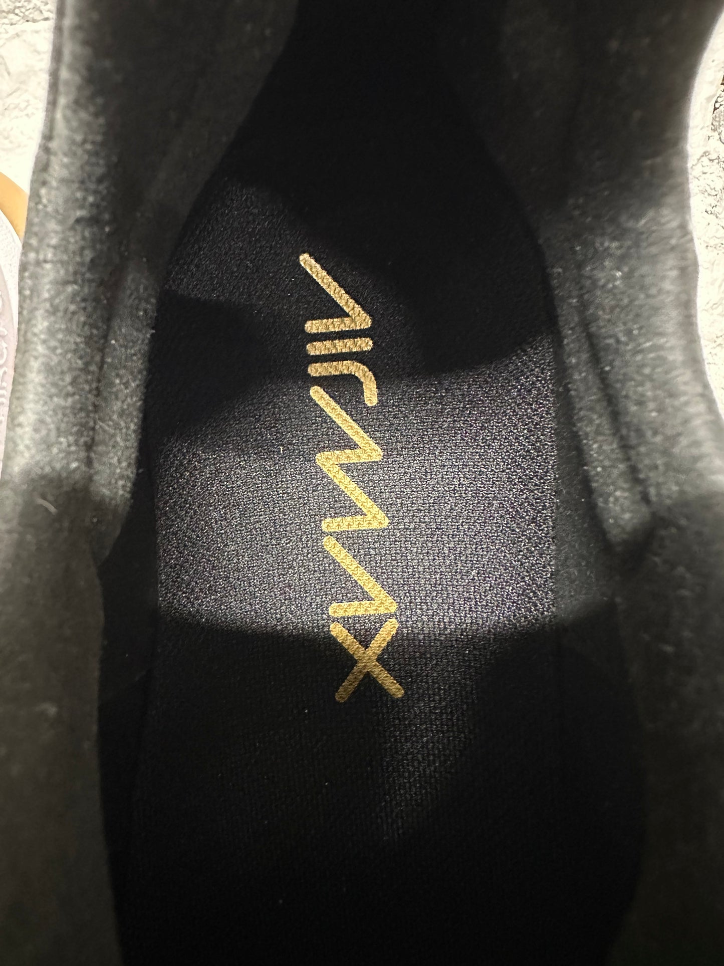 Nike Air Max 270 React Metallic Gold Sz 11.5 DS