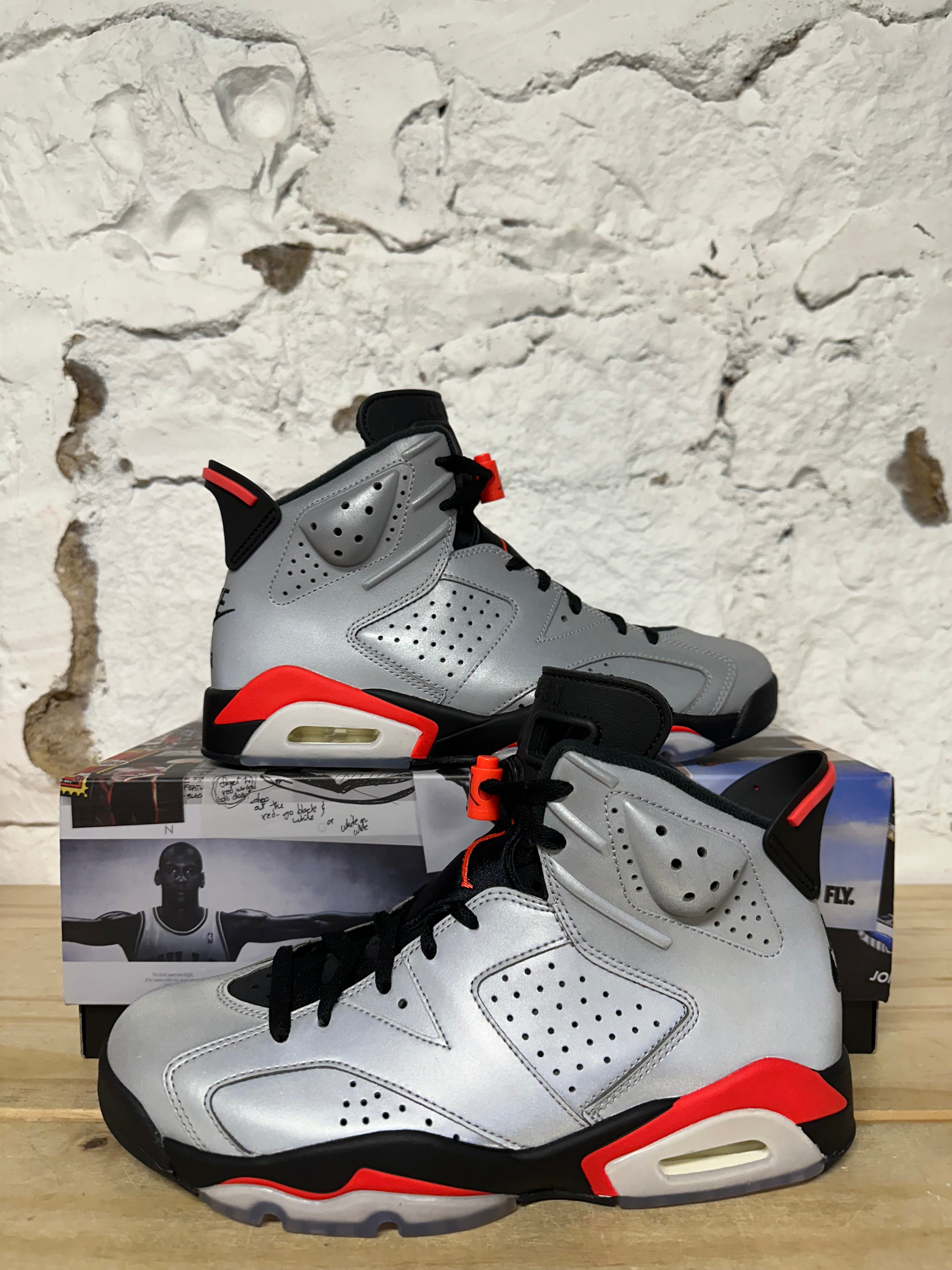 Air Jordan 6 Reflections Of A Champion Sz 8 DS