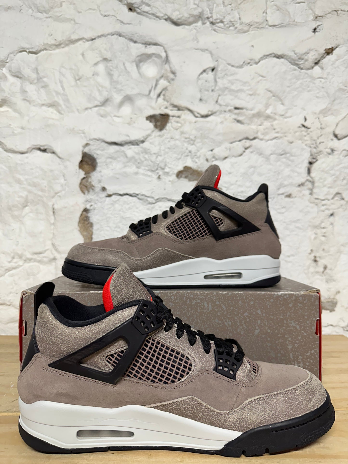Air Jordan 4 Taupe Haze Sz 12
