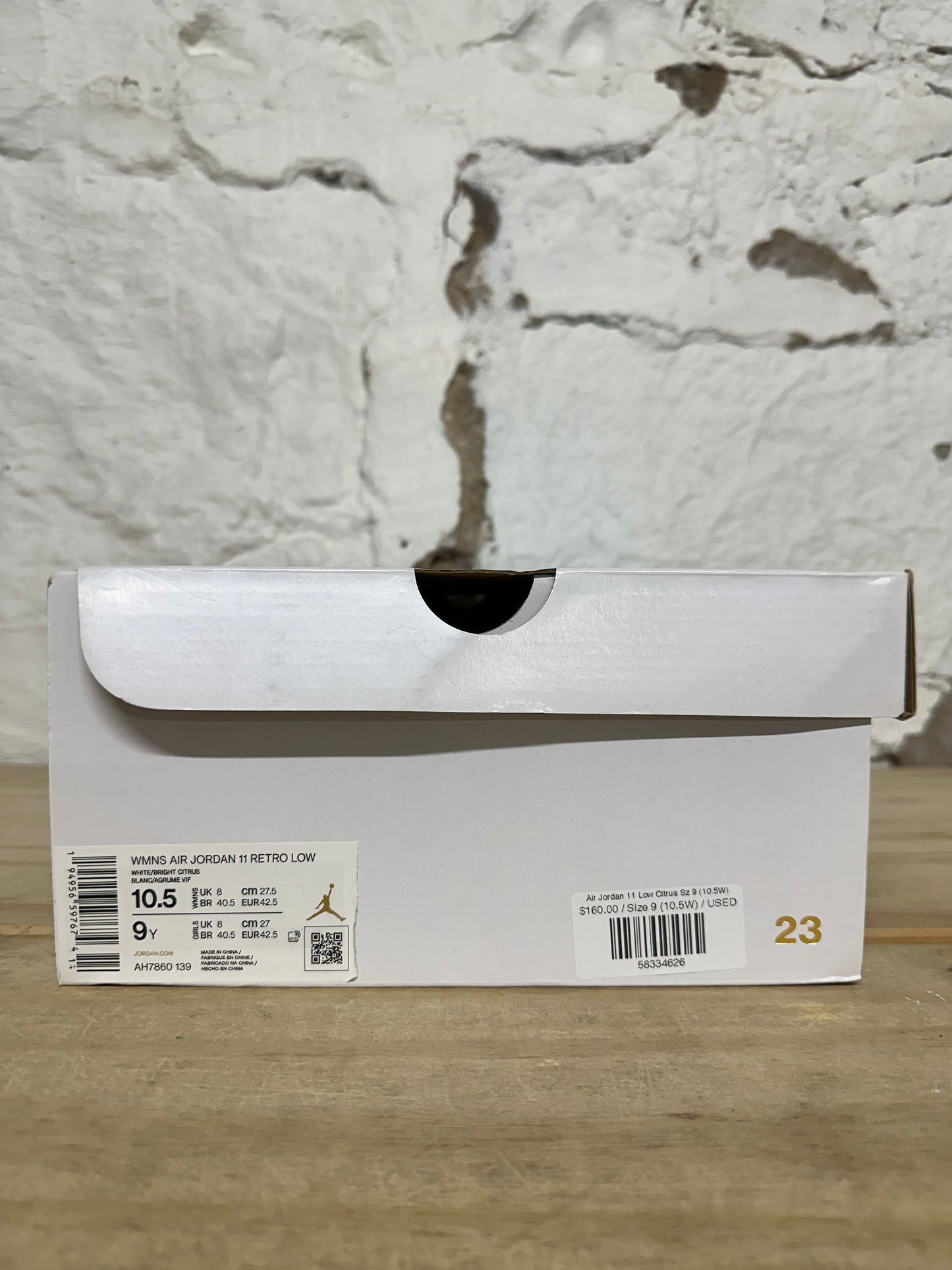 Air Jordan 11 Low Citrus Sz 9 (10.5W)