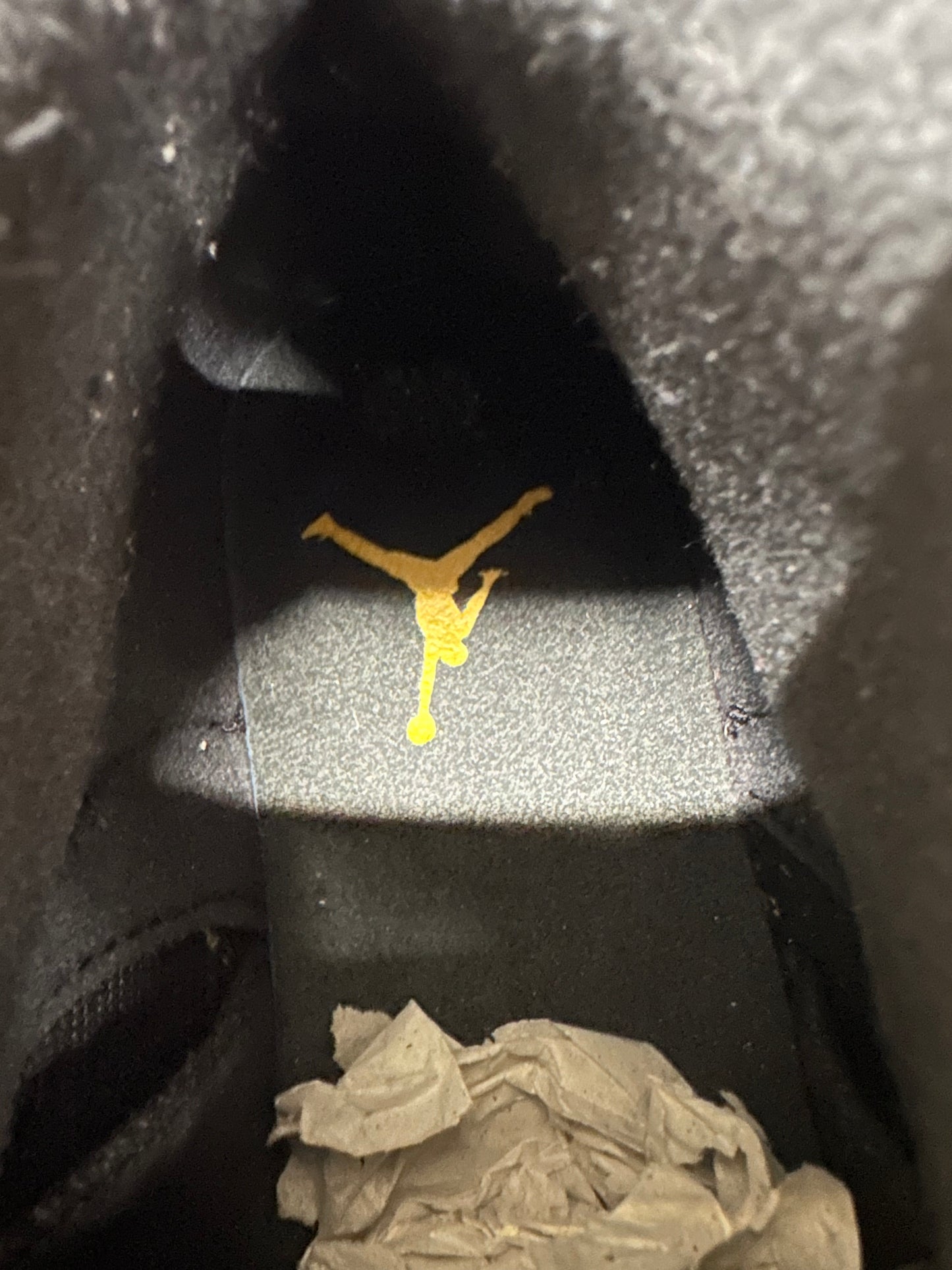 Air Jordan 12 Black University Gold Sz 8.5