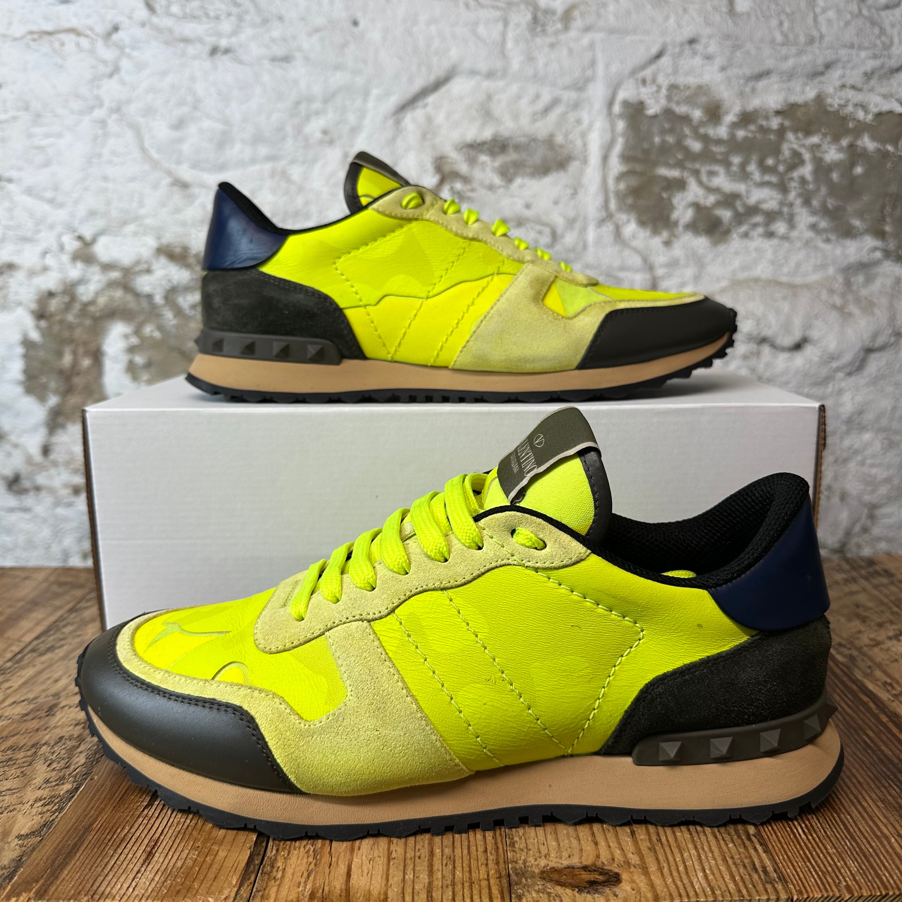 Valentino Neon Yellow Camo Rock Runner Sneaker Sz 9 (42)