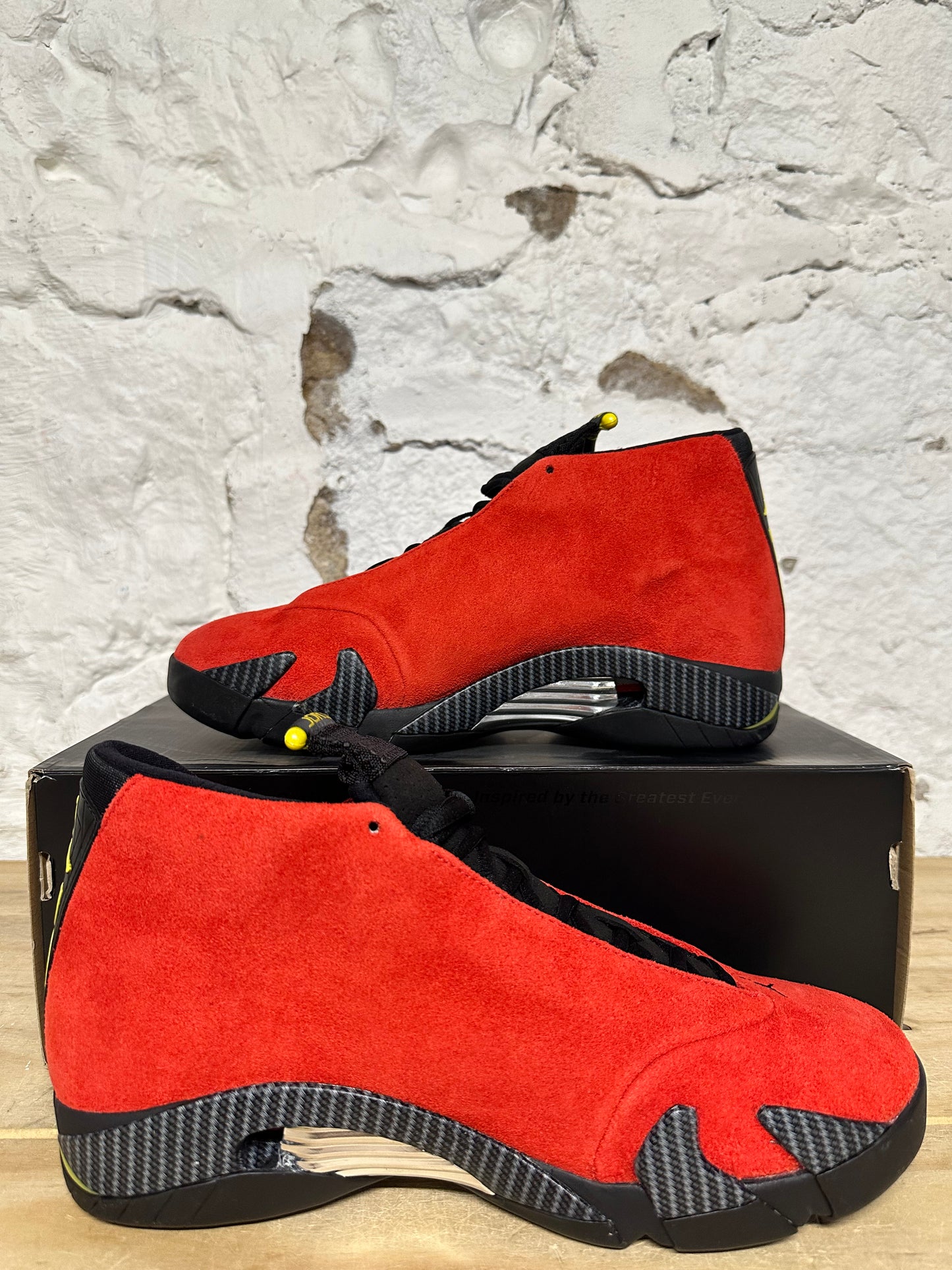 Air Jordan 14 Challenge Red Sz 10 DS