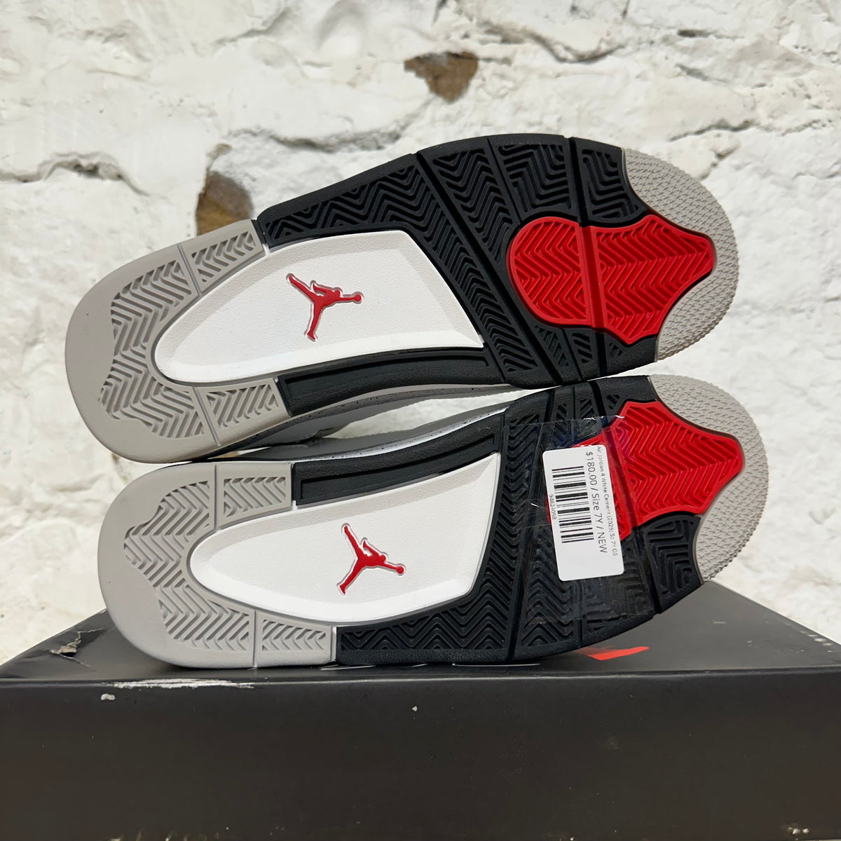 Air Jordan 4 White Cement (2025) Sz 7Y DS