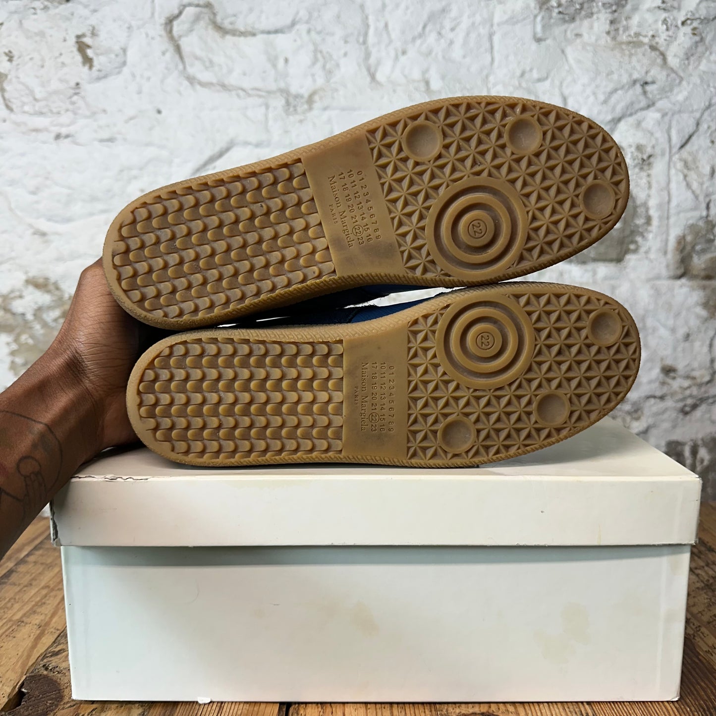 Maison Margiela Replica Atlantic Sneaker Sz 9.5 (42.5)