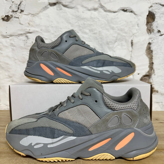 Yeezy 700 Inertia Sz 11.5