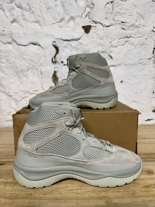 Yeezy DSRT Boot Salt Sz 10