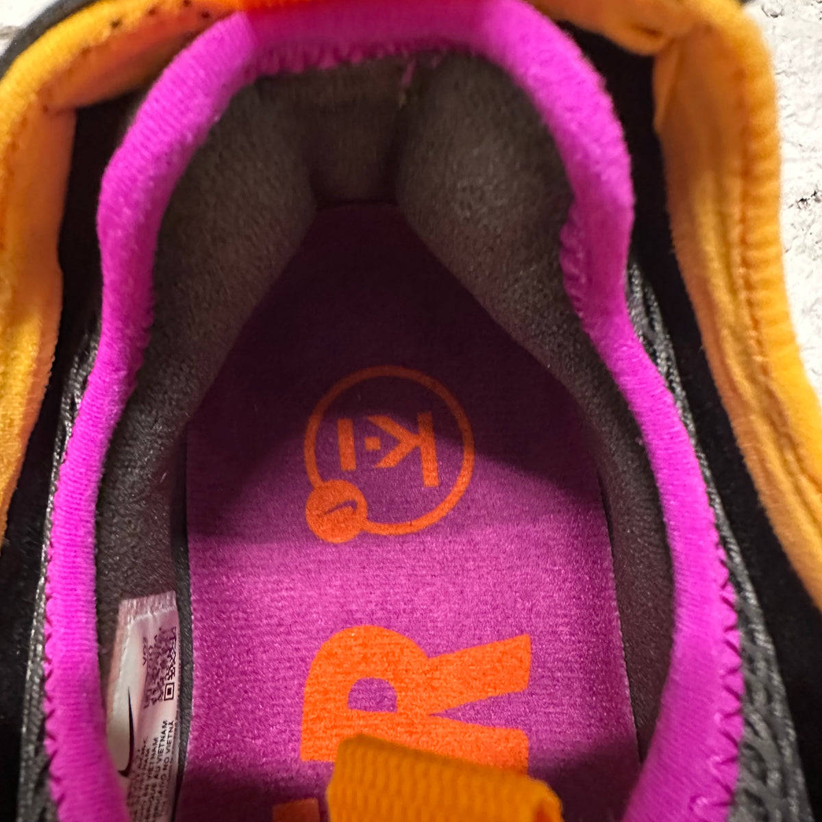 Nike Air Max Sunder Kids of Immigrants Sunrise Sz 10.5 DS