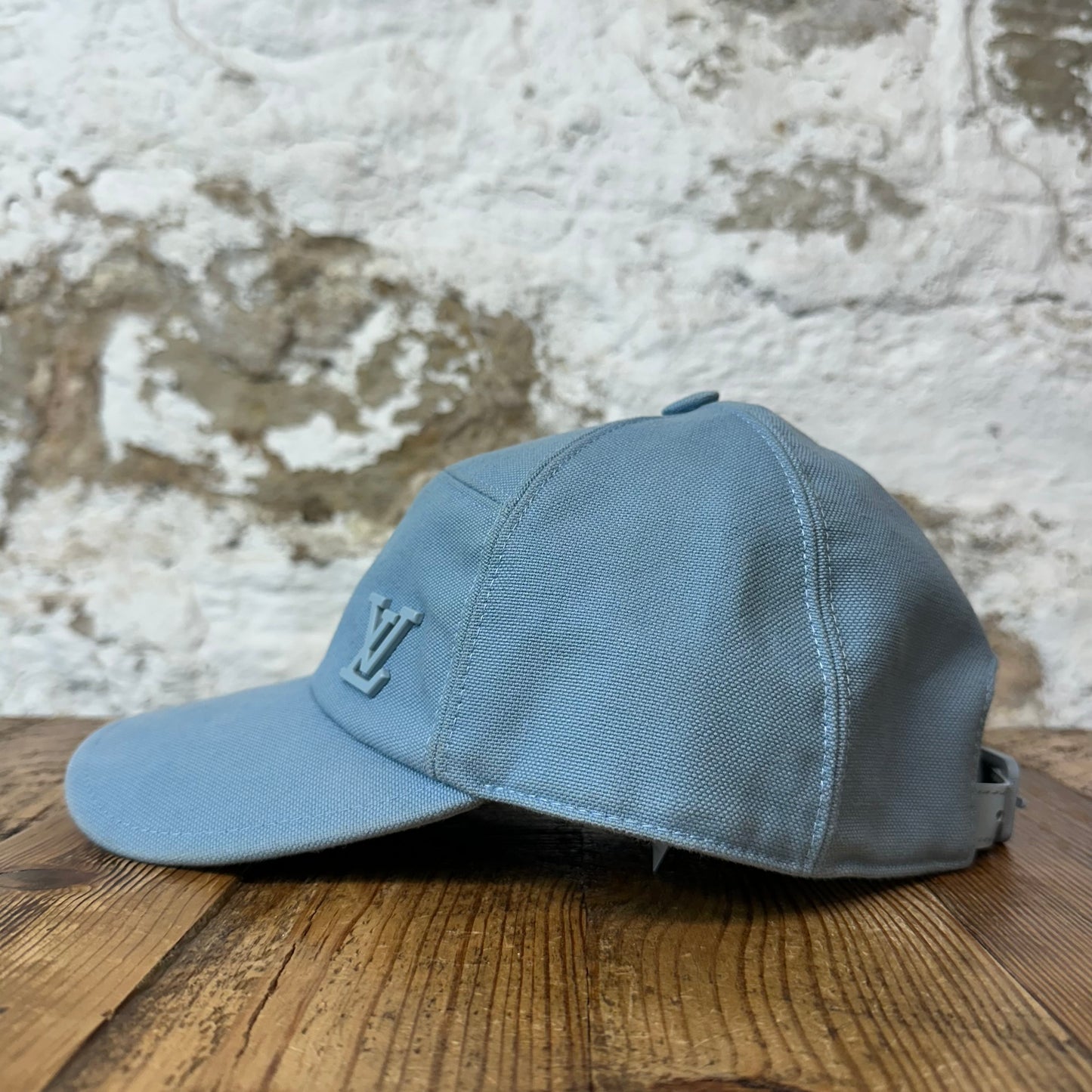 Louis Vuitton Aerogram Light Blue Hat Sz M