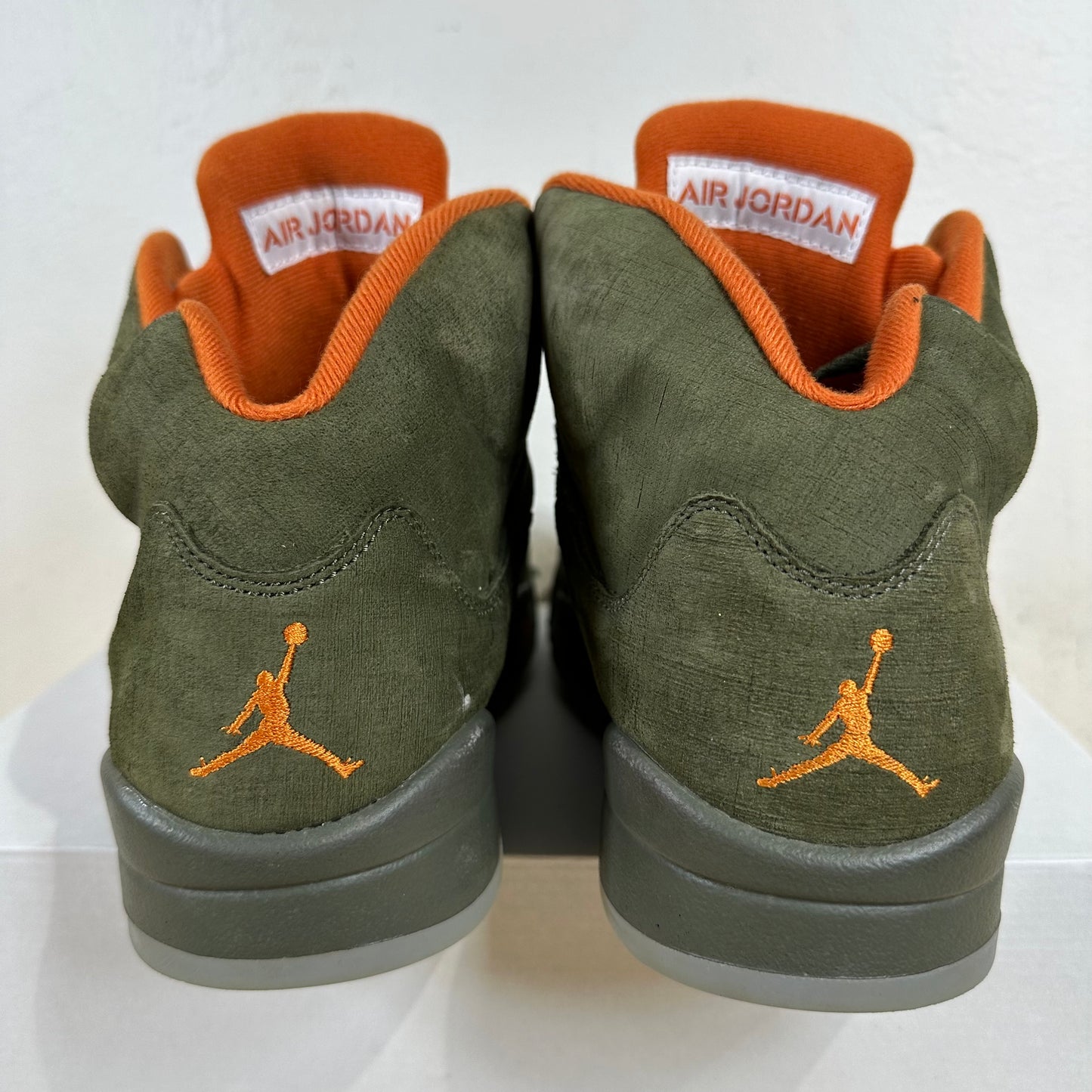 Air Jordan 5 Olive Sz 10