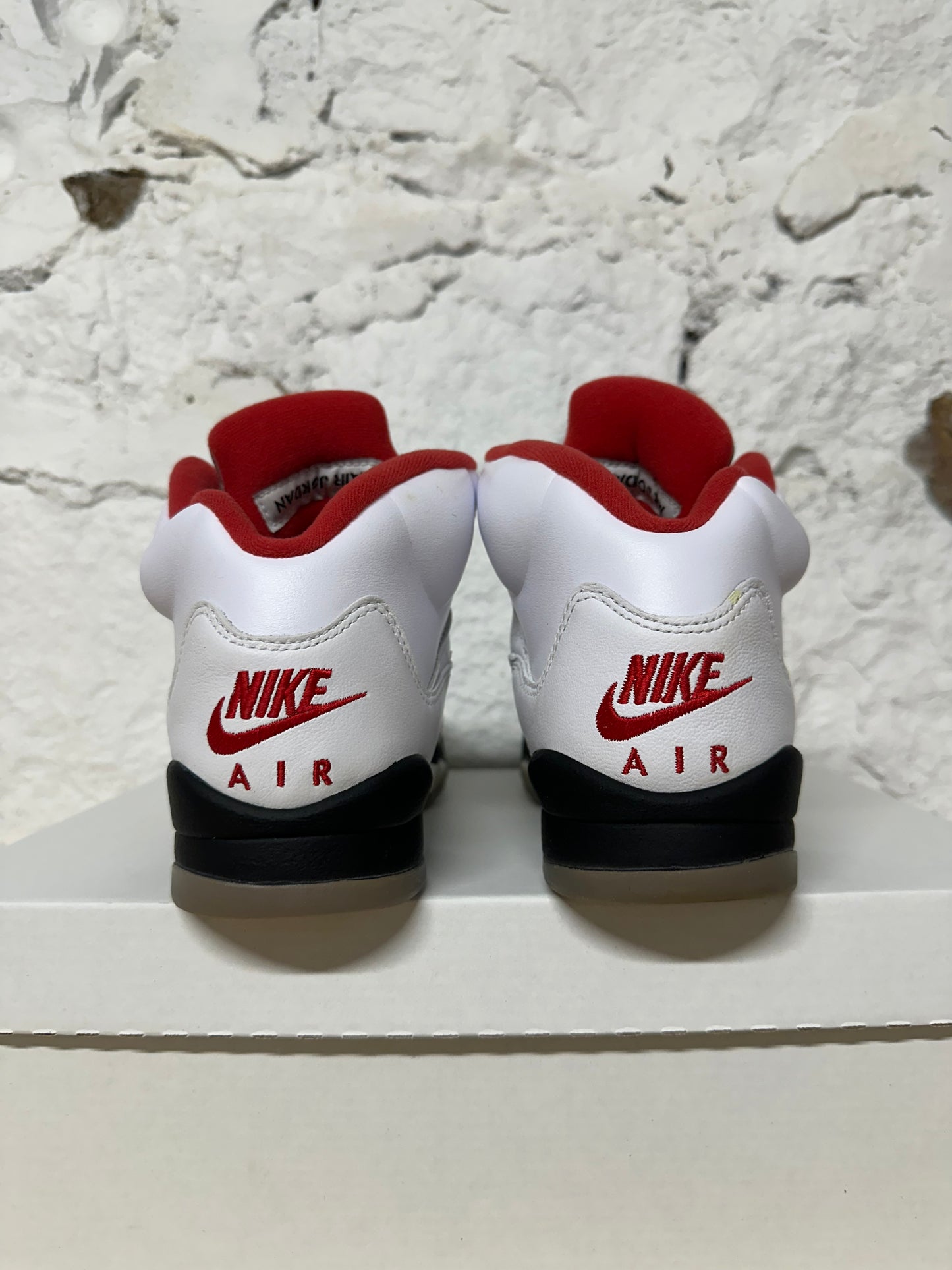 Air Jordan 5 Fire Red Sz 6.5Y