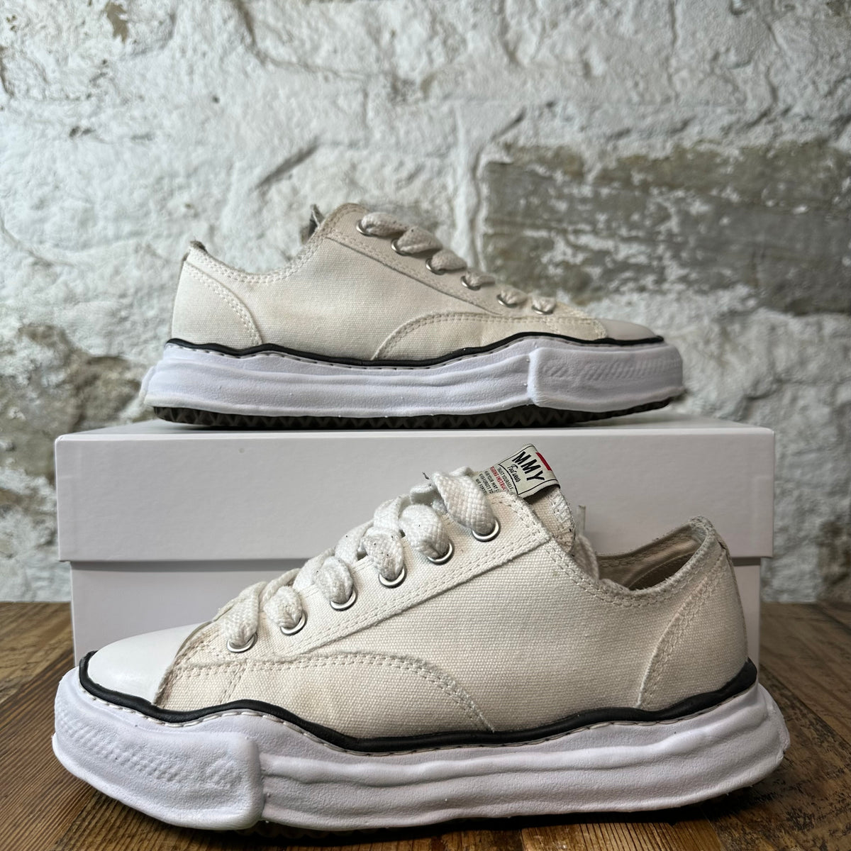 Maison Mihara White Peterson Sneaker Sz 9 (42)