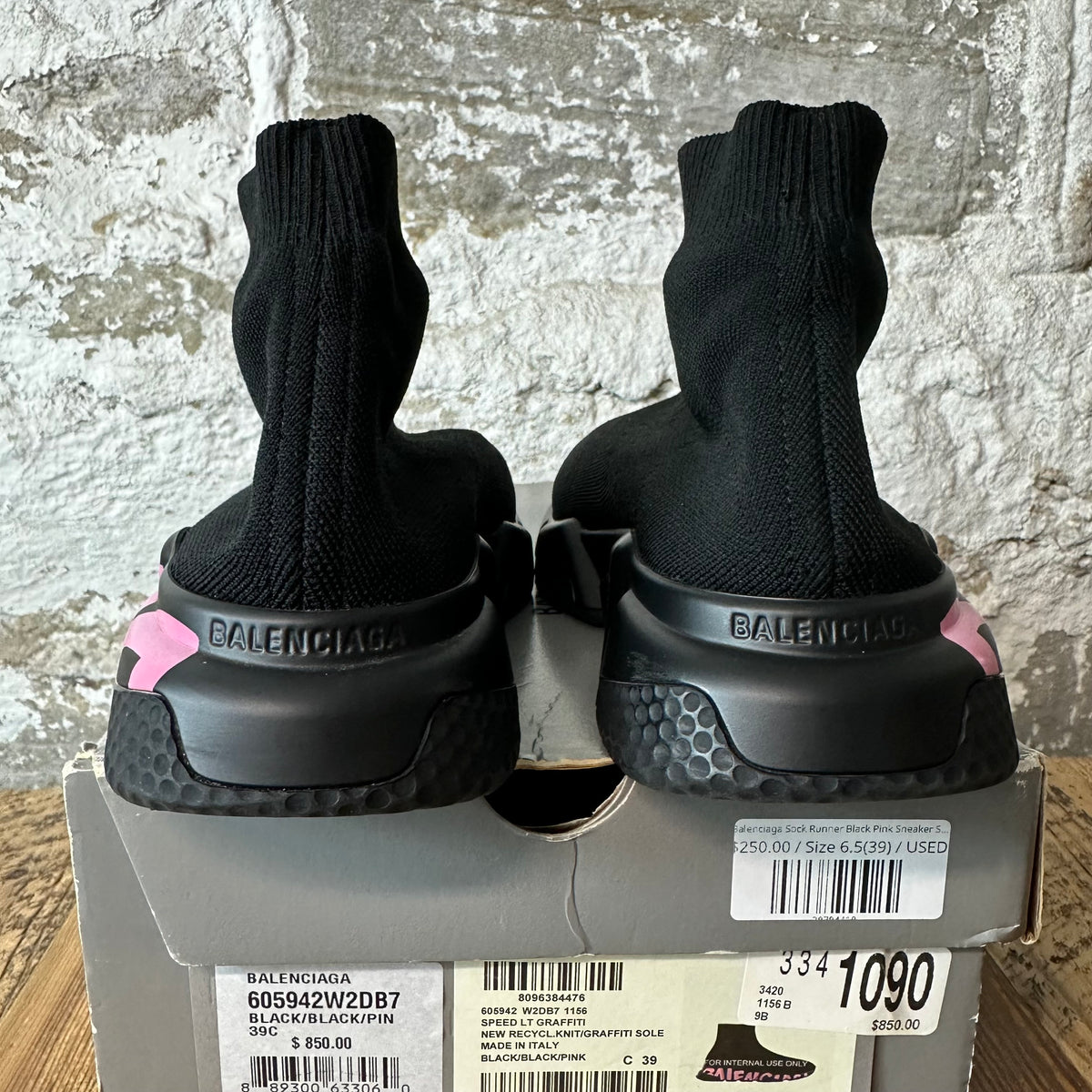 Balenciaga Sock Runner Black Pink Sneaker Sz 6.5 (39)