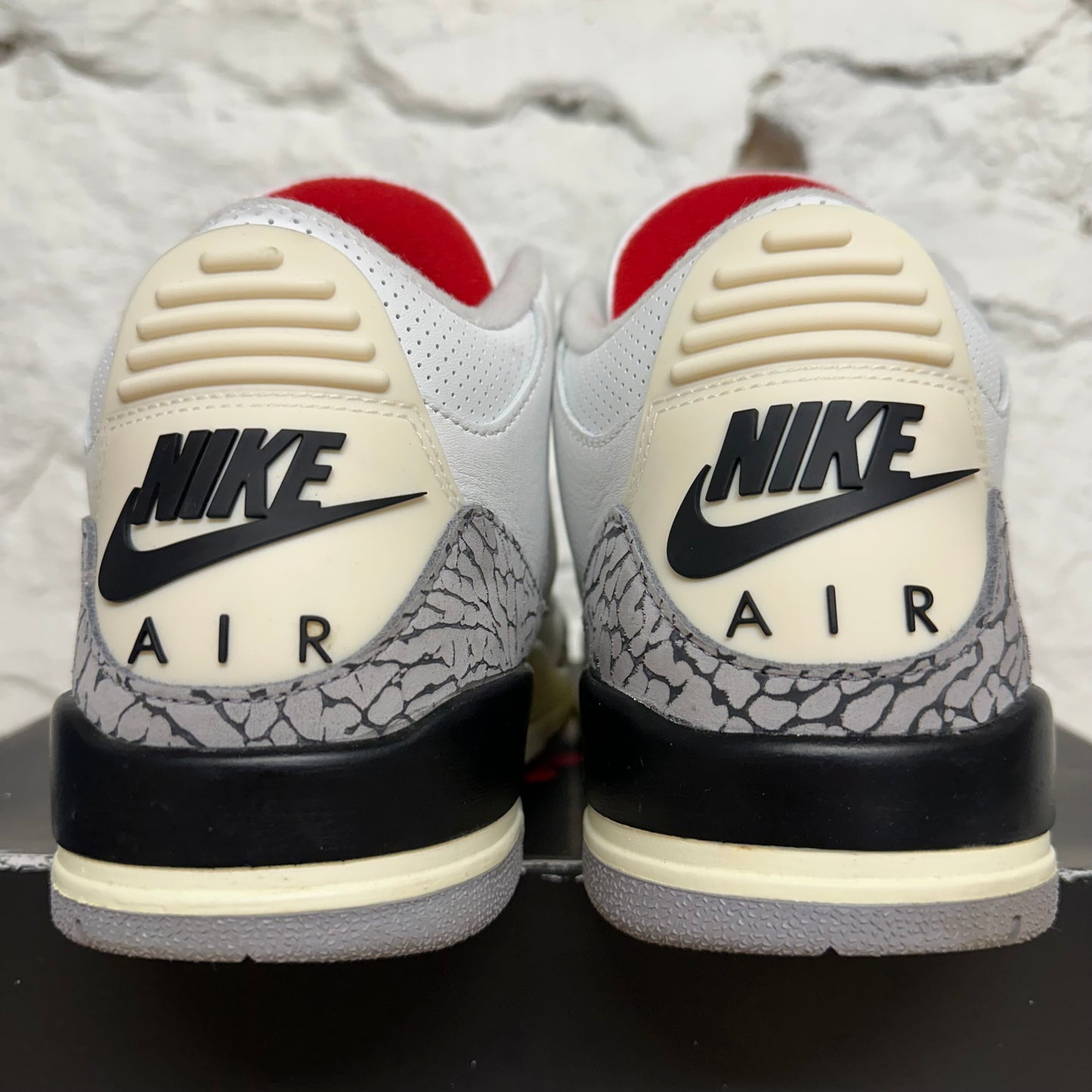 Air Jordan 3 White Cement Reimagined Sz 10.5