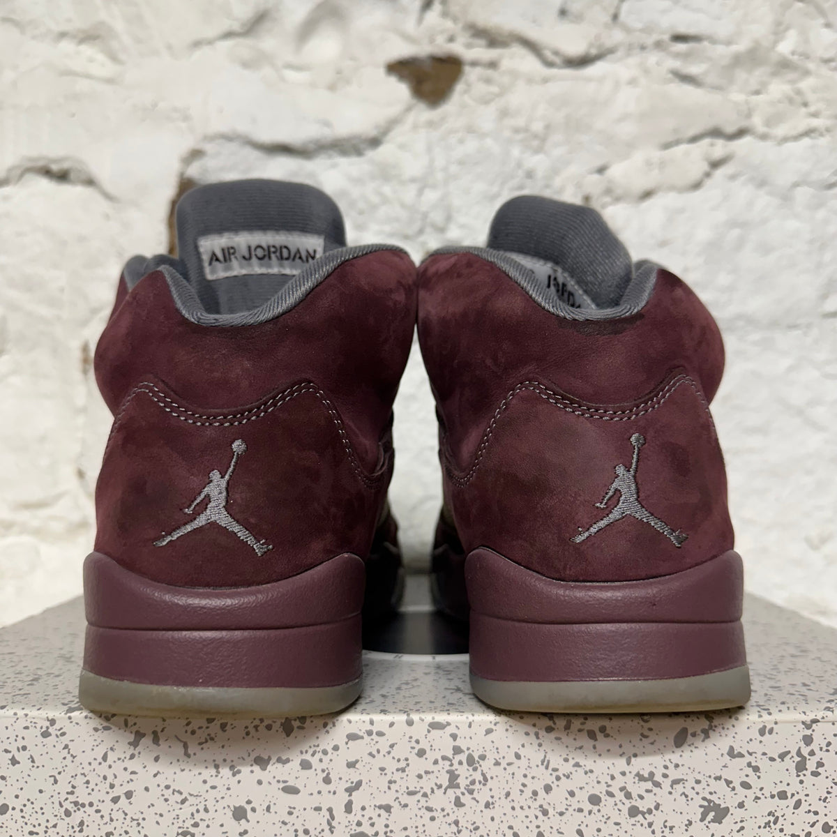 Air Jordan 5 Burgundy (2023) Sz 9.5
