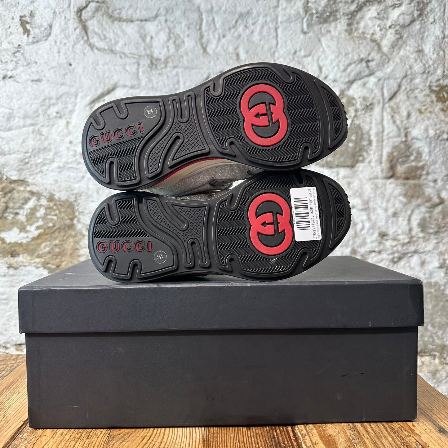 Gucci Ultrapace Silver Glitter Sneaker Sz 4 (35)