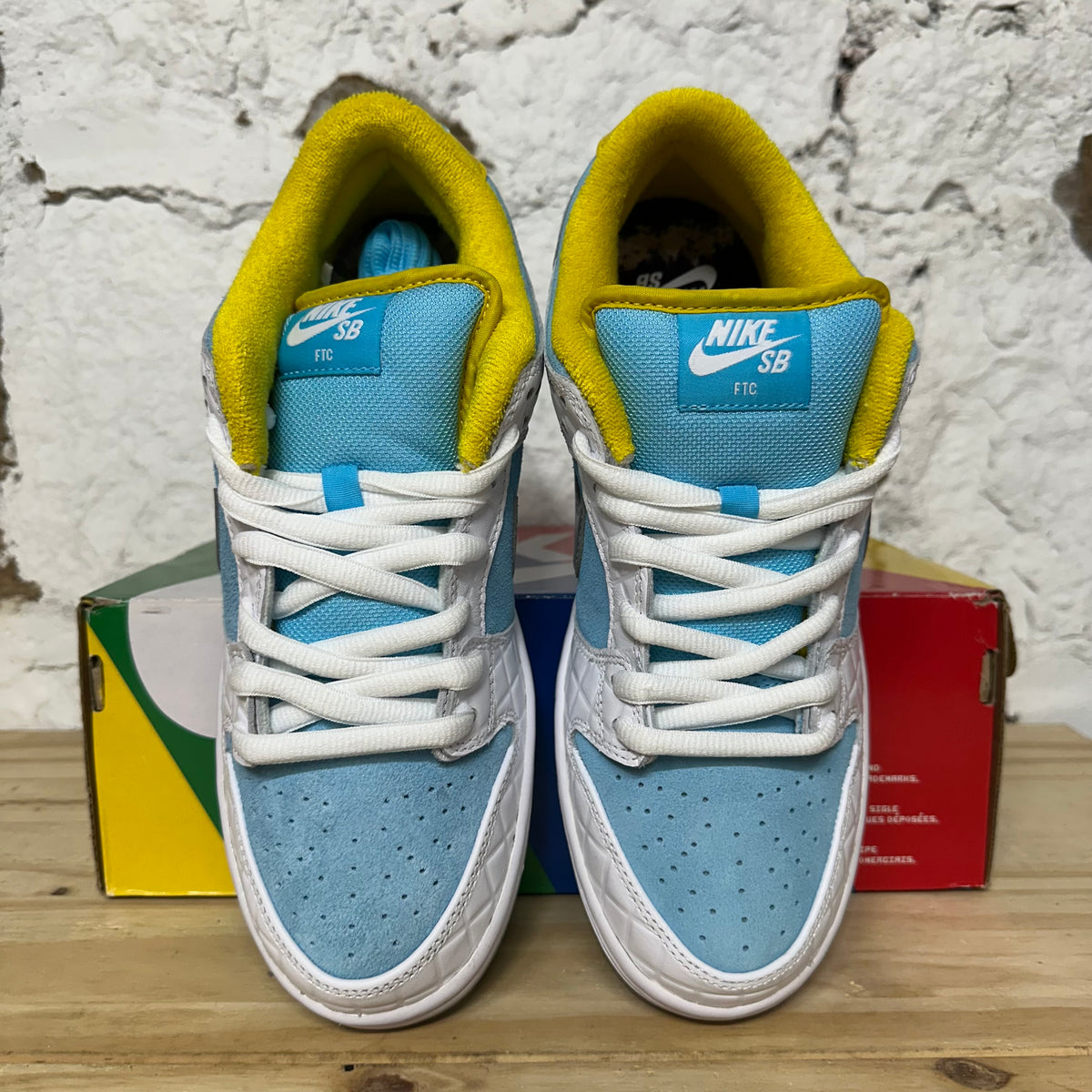 Nike SB Dunk Low FTC Lagoon Pulse Sz 8.5 DS