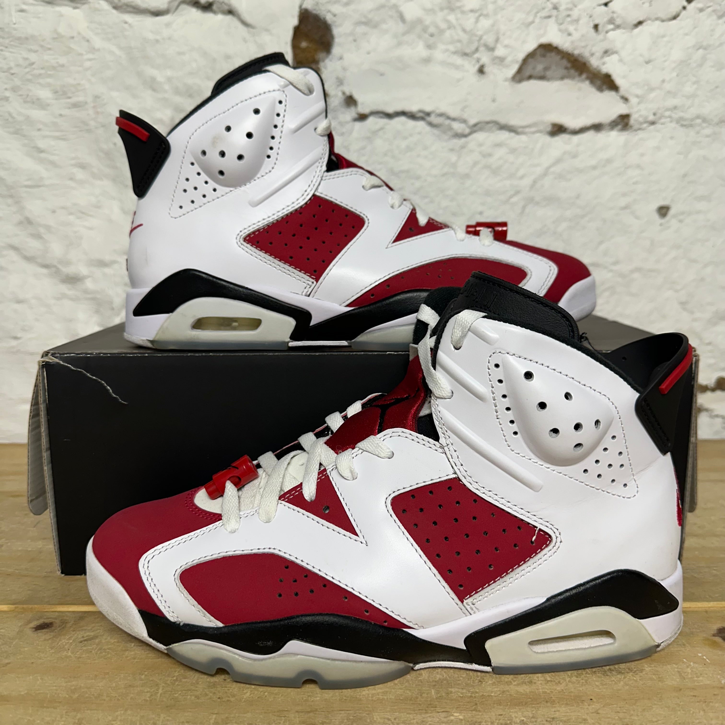 Air Jordan 6 Carmine (2021) Sz 8.5