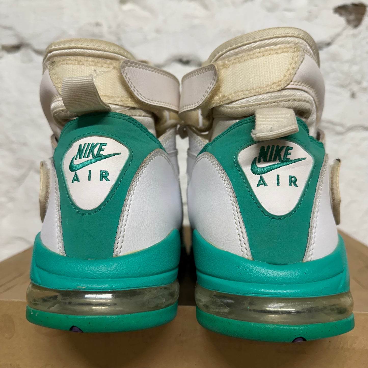 Nike Air Max 2 Strong White Atomic Teal Sz 11