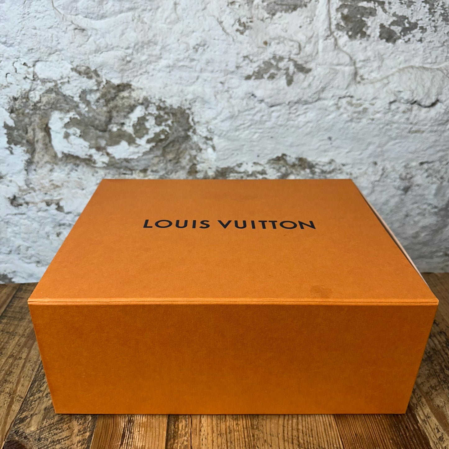 Louis Vuitton Skate Orange Black Sz 10.5 (9LV)