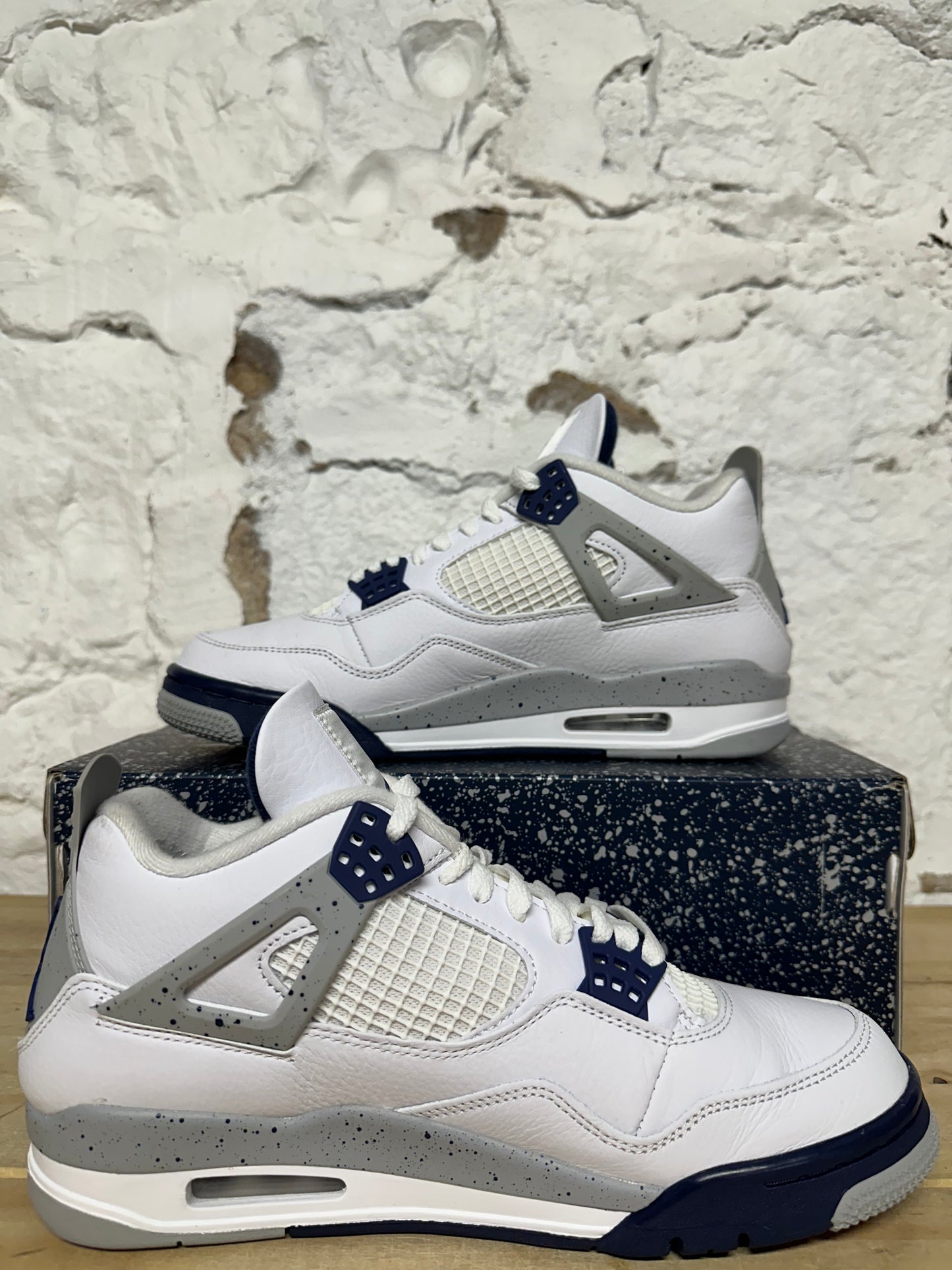 Air Jordan 4 Midnight Navy Sz 9