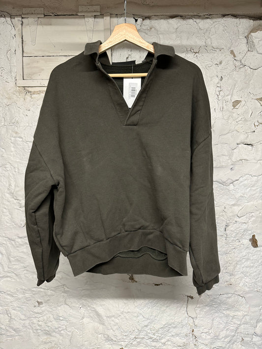 FOG Essentials Off Black Polo Sweatshirt Sz S