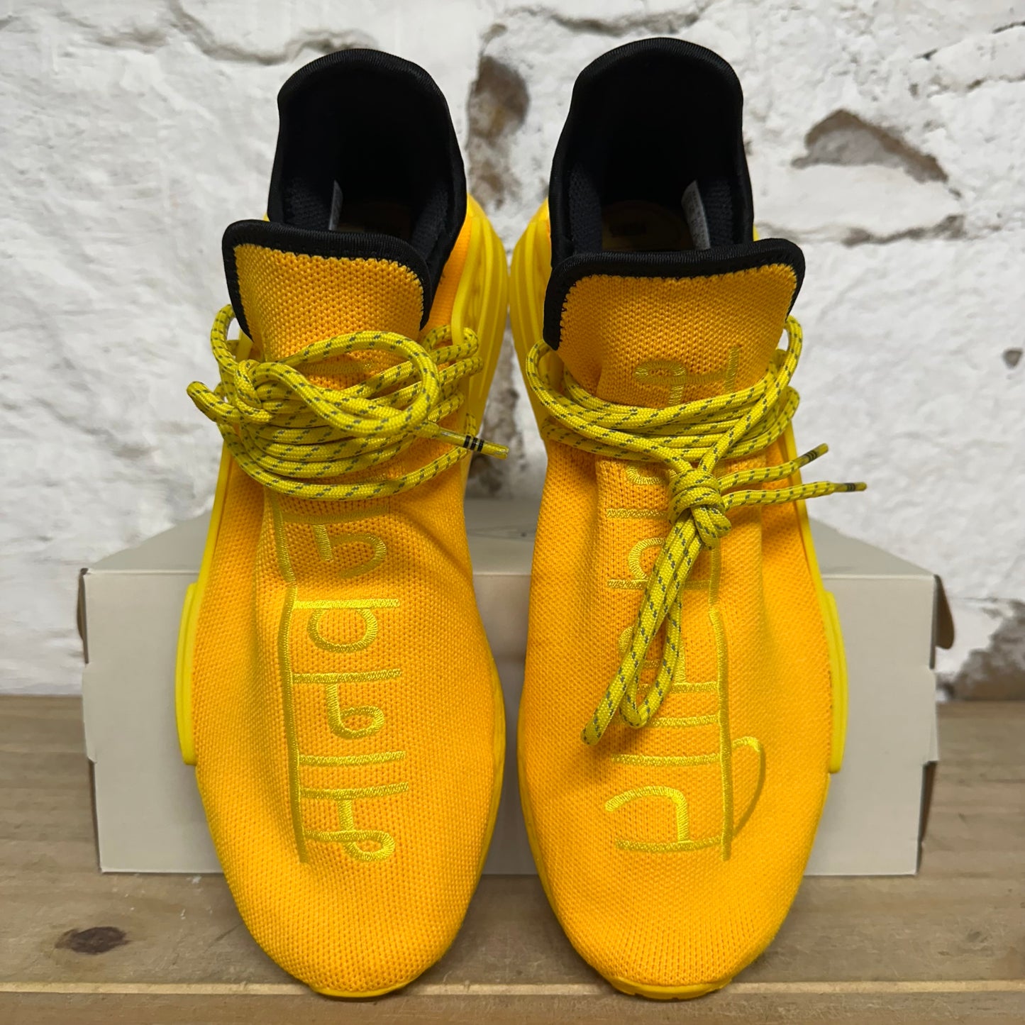 Adidas NMD Human Race Pharrell Extre Eye Yellow Sz 11