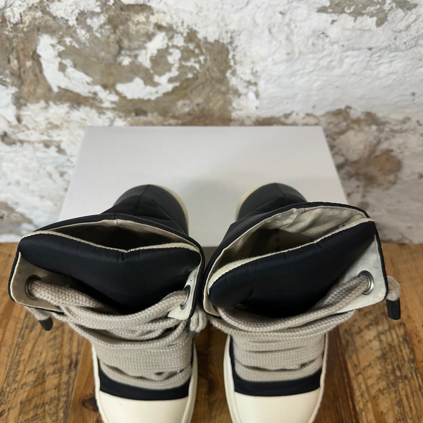 Rick Owens Jumbo Lace Puffer Milk Sneaker Sz 9.5 (42.5)