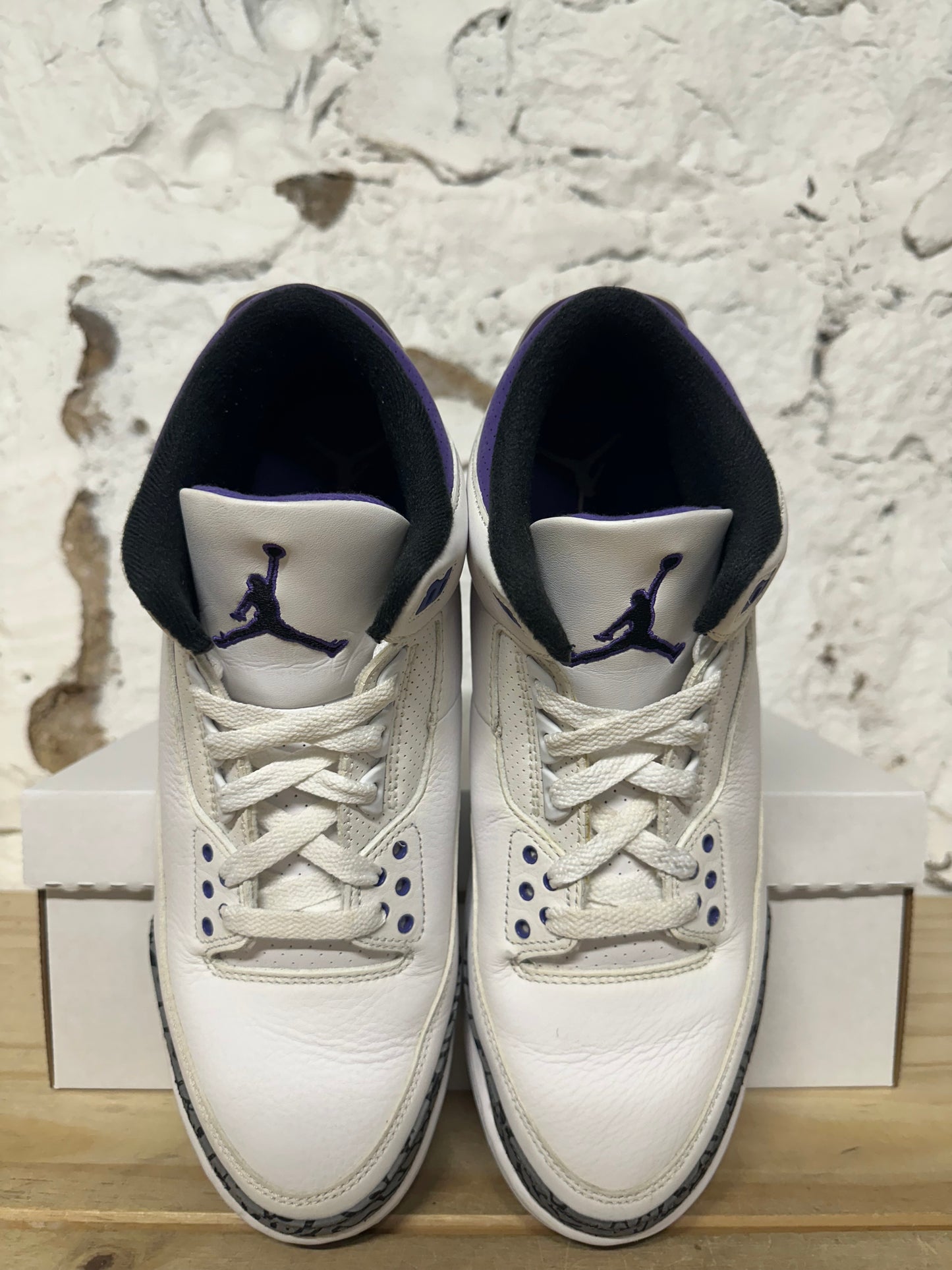 Air Jordan 3 Dark Iris Sz 10.5