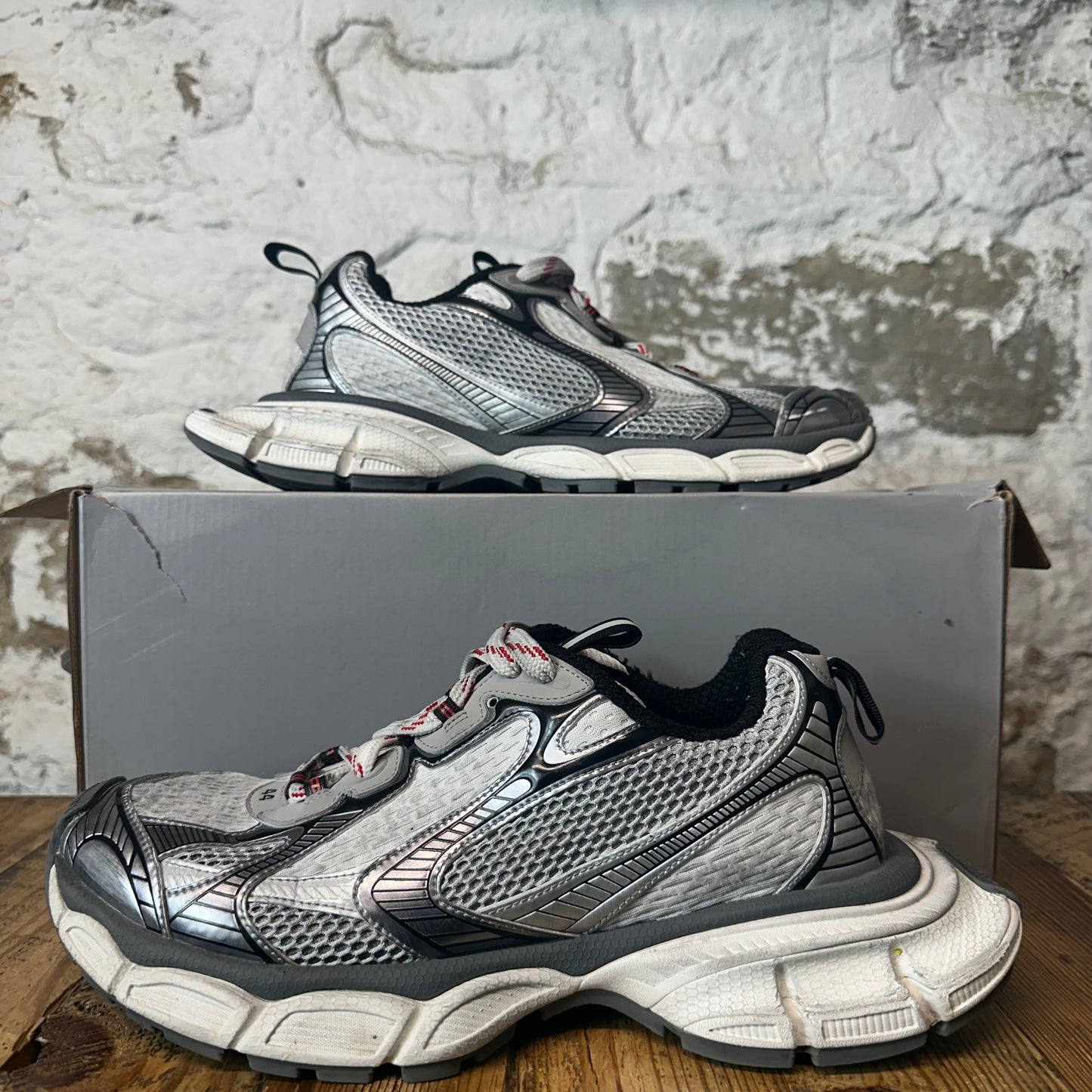 Balenciaga 3XL Grey White Red Sneaker Sz 11 (44)