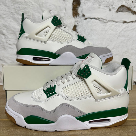 Air Jordan 4 SB Pine Green Sz 9