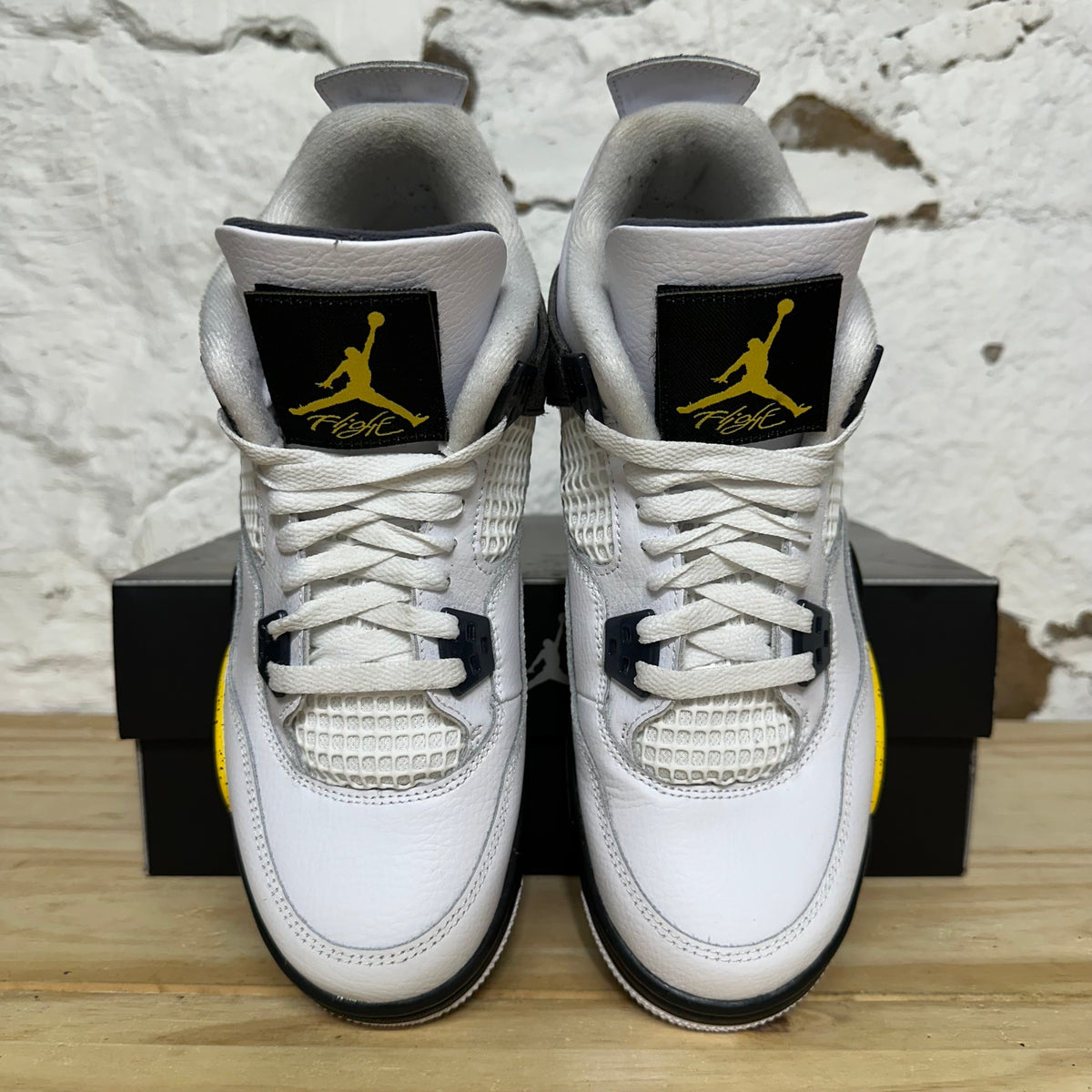 Air Jordan 4 Rare Air Tour Yellow Sz 7Y