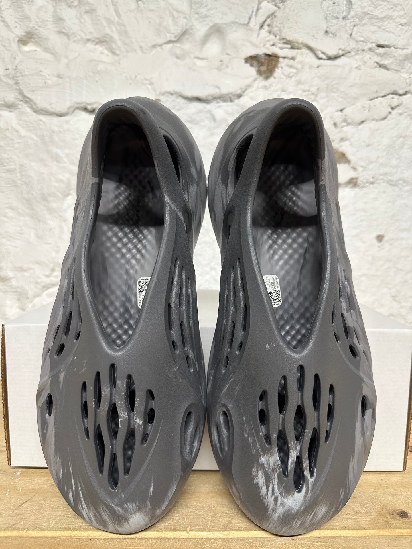 Yeezy Foam Runner MX Granite Sz 11