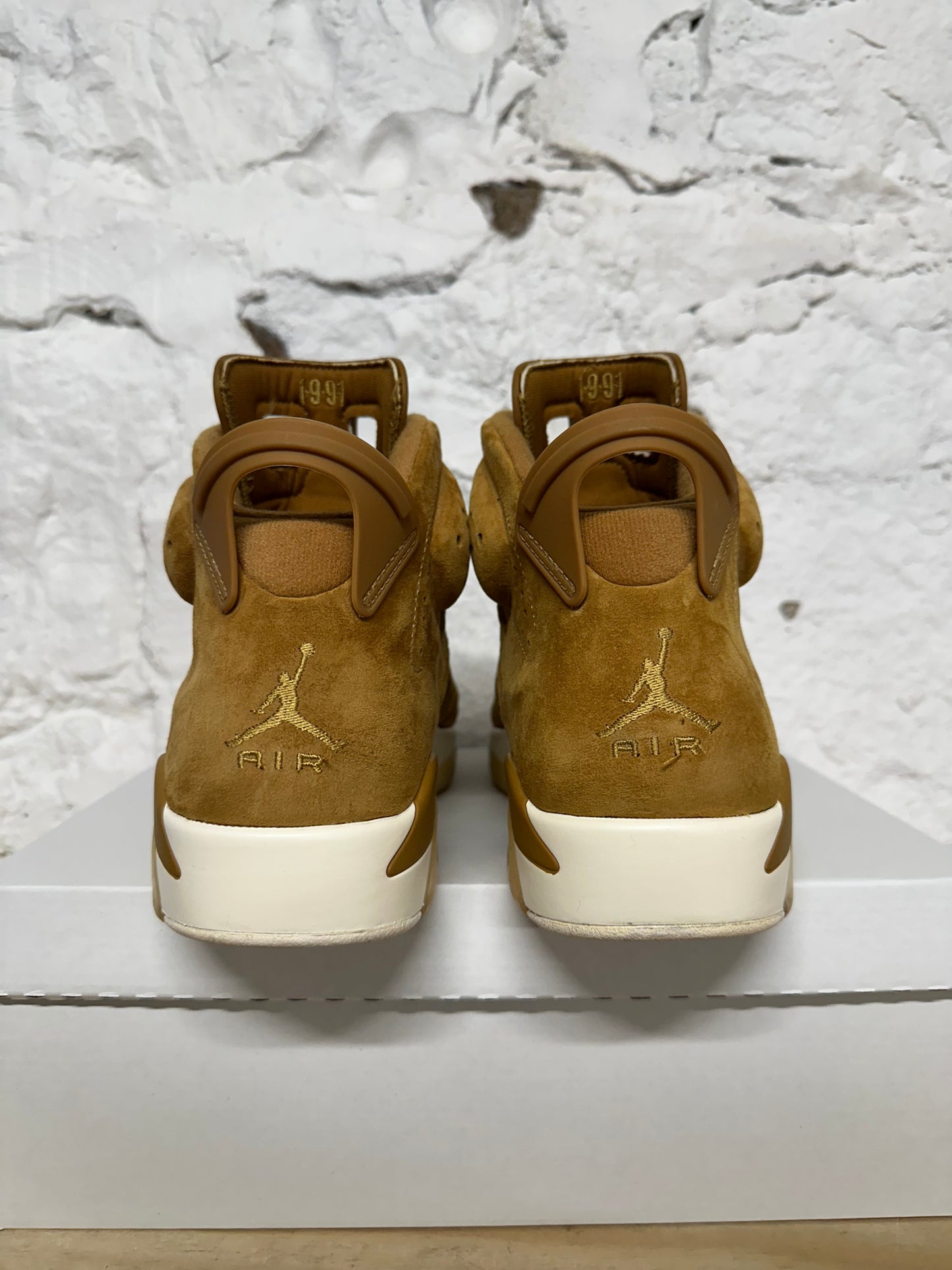 Air Jordan 6 Wheat Sz 11