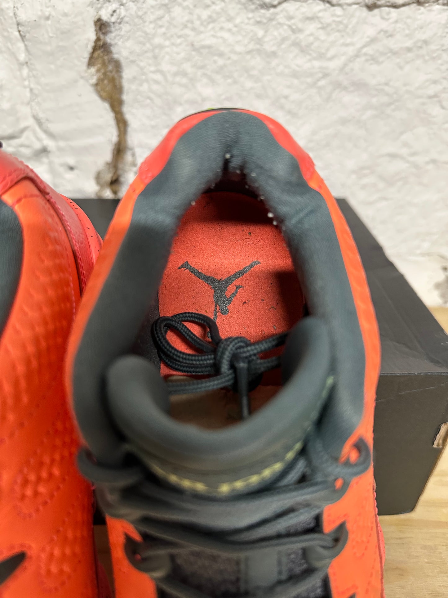 Air Jordan 9 Low Bright Mango Sz 8.5