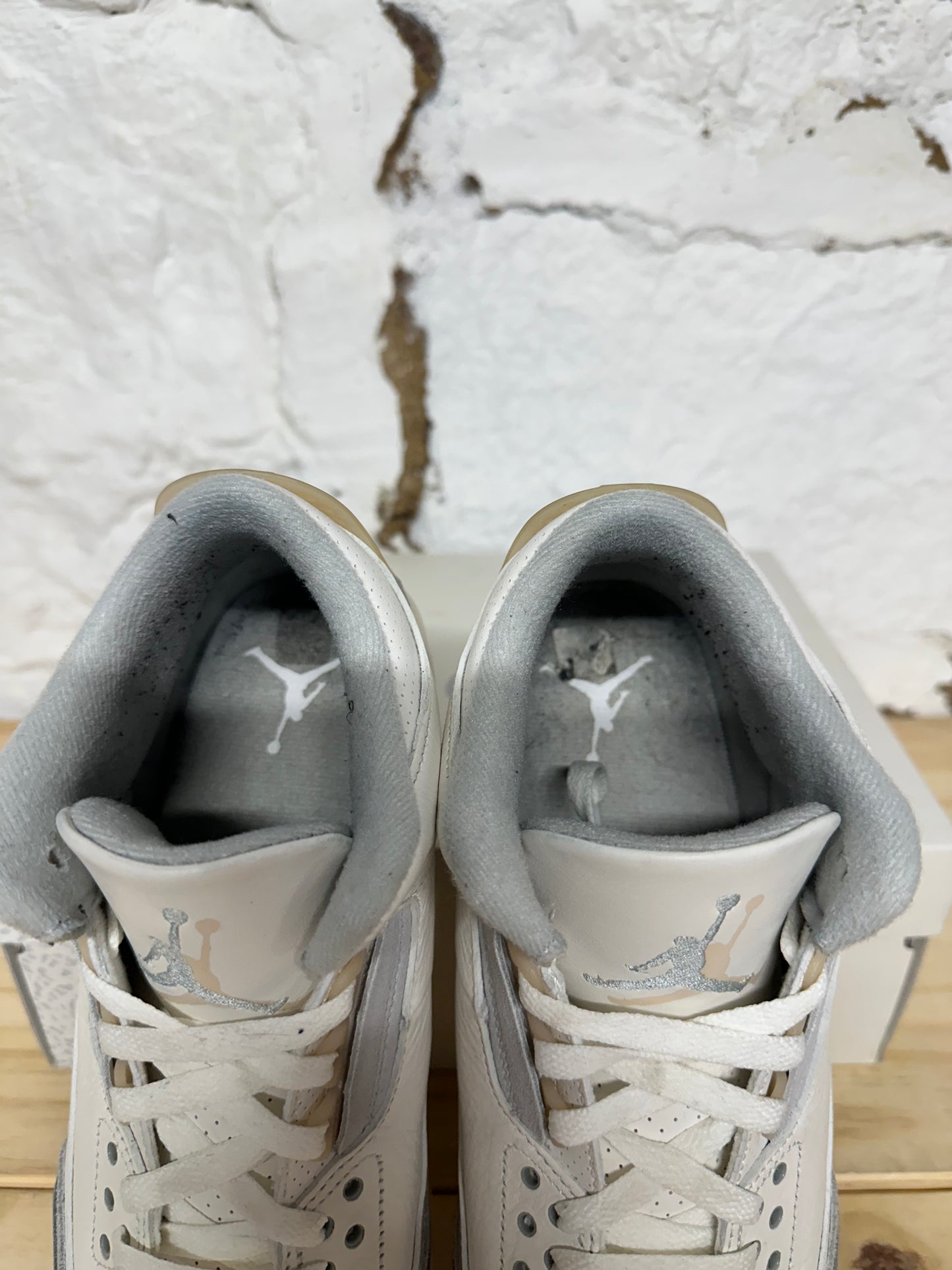 Air Jordan 3 Craft Ivory Sz 9