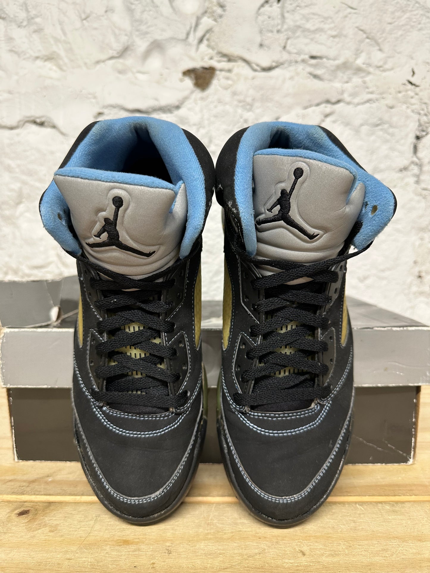 Air Jordan 5 Black University Blue (2006) Sz 9.5