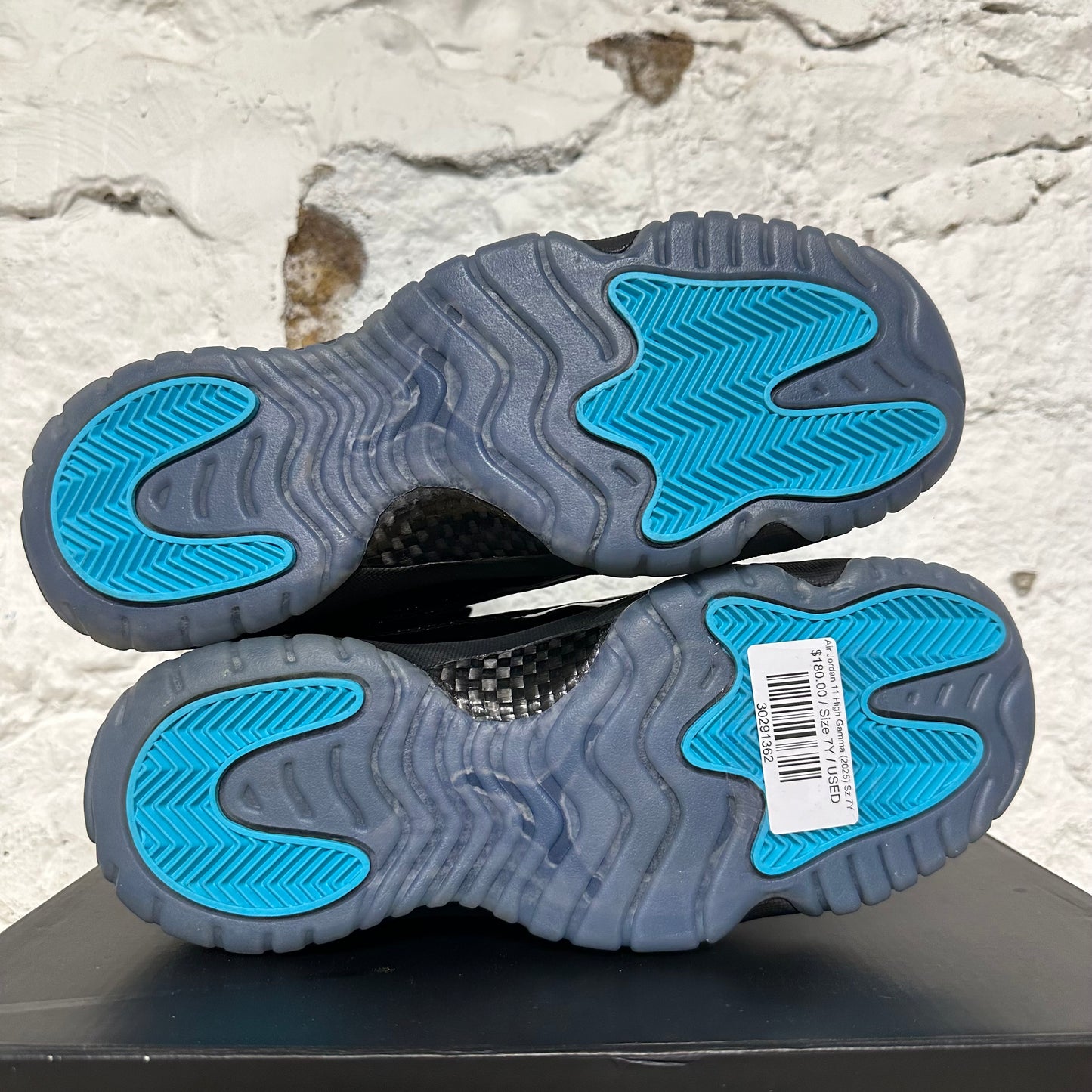 Air Jordan 11 High Gamma Blue (2025) Sz 7Y