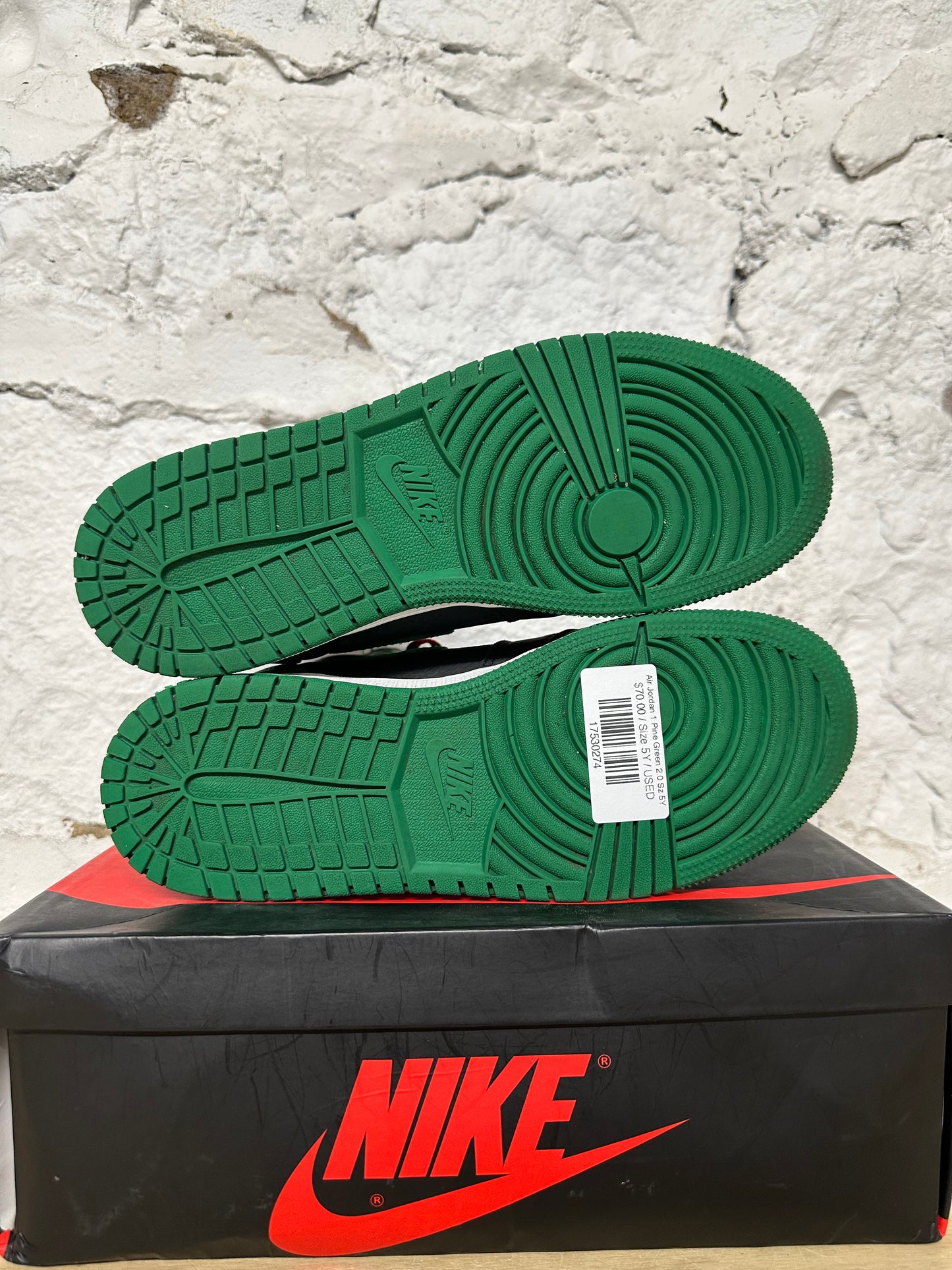 Air Jordan 1 Pine Green 2.0 Sz 5Y