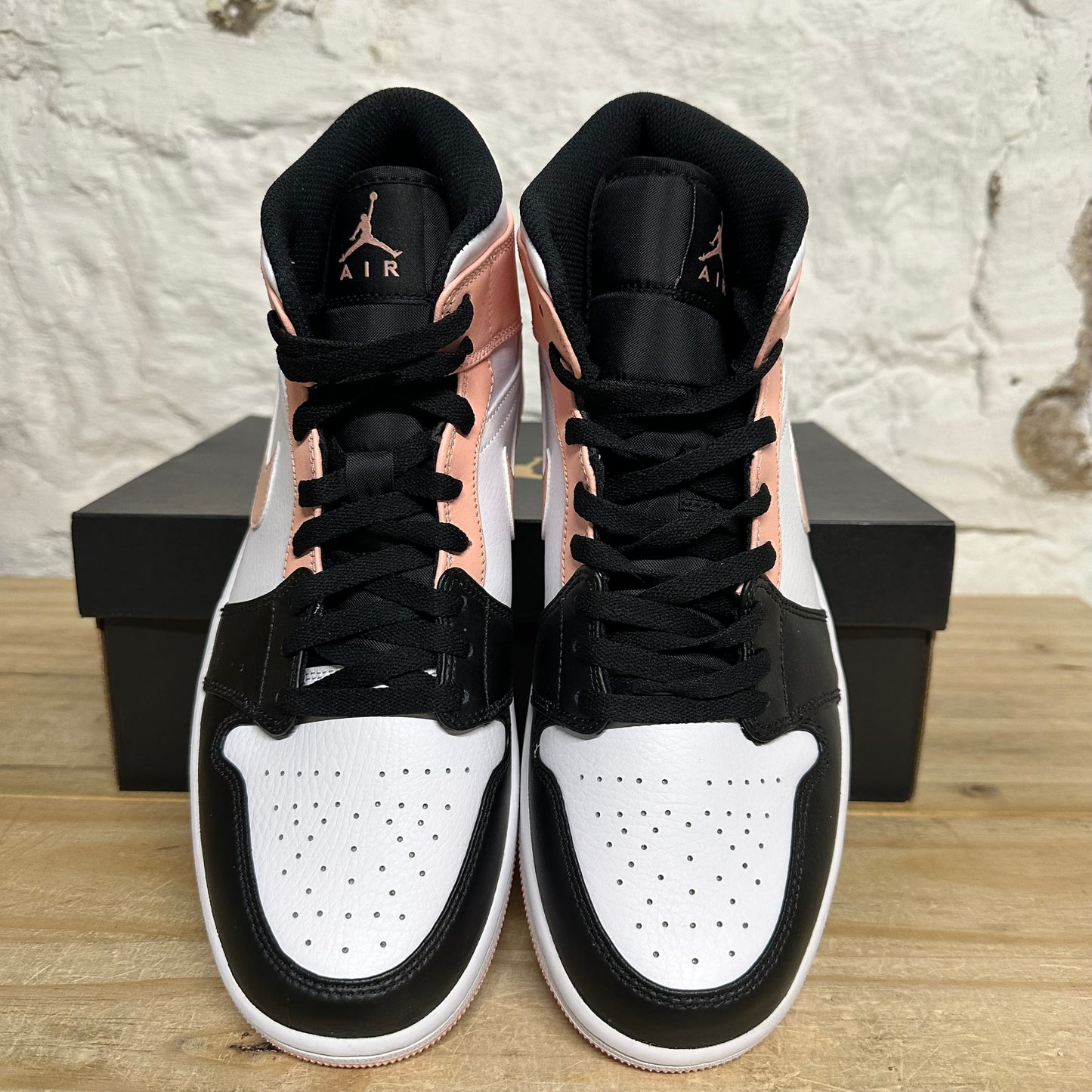 Air Jordan 1 Mid Arctic Orange Sz 9.5 DS