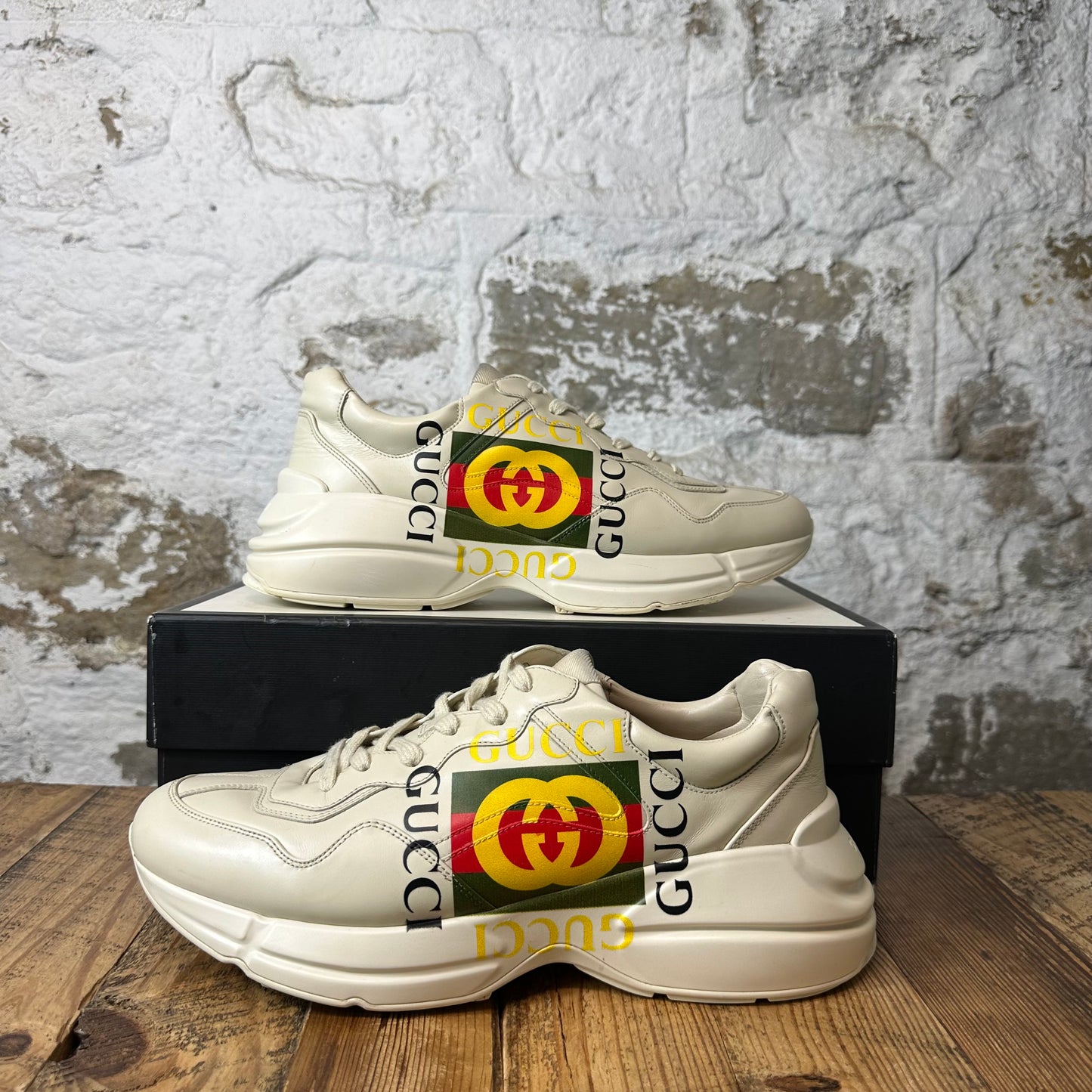 Gucci Rhyton Vintage Logo Cream Sneaker Sz 11
