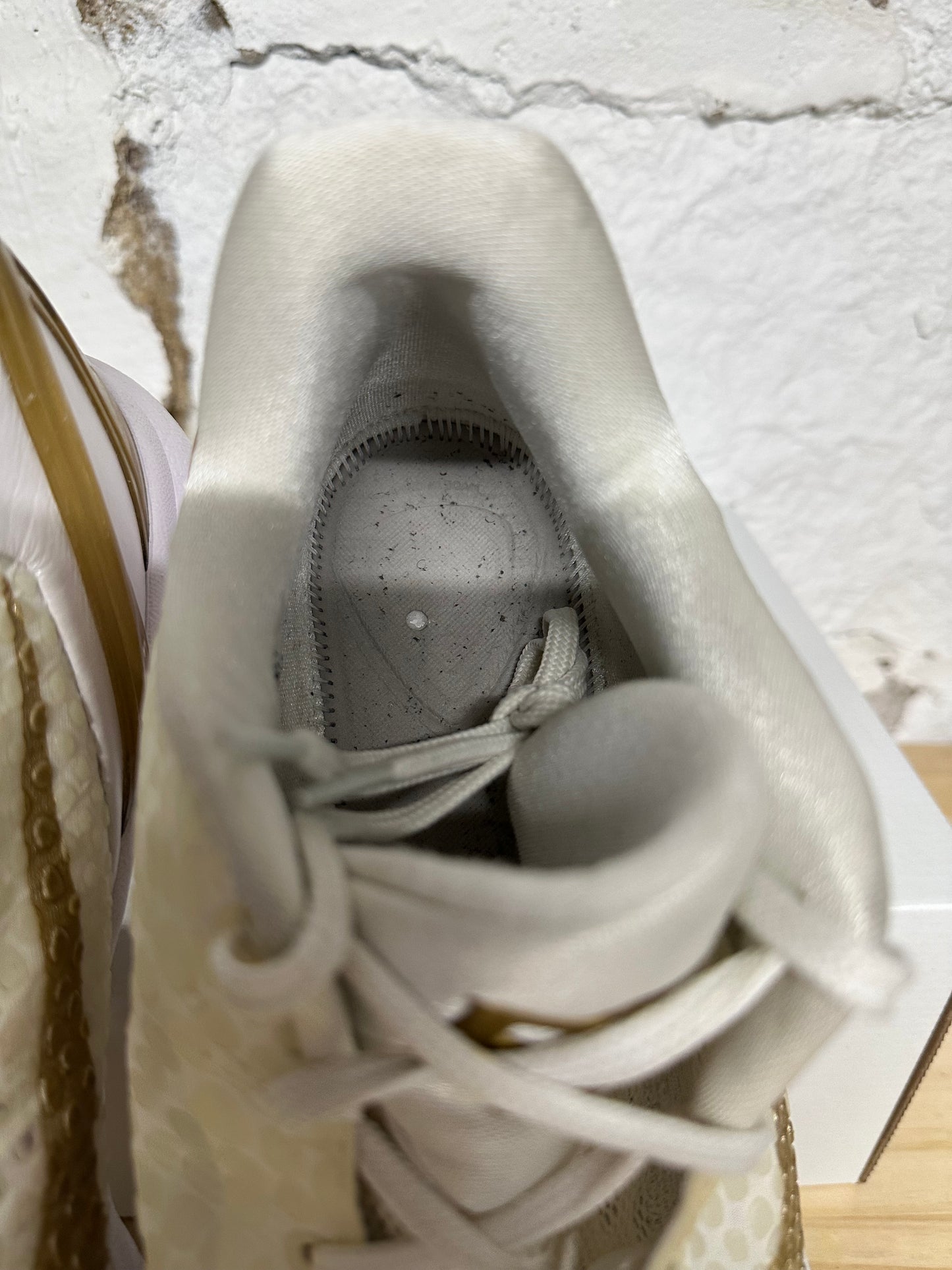 Nike Kobe 6 BHM White Gold (Sample) Sz 15