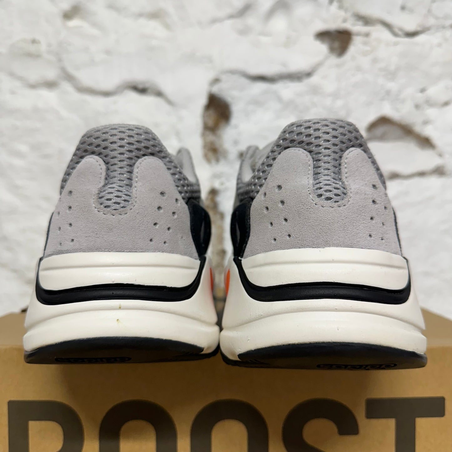 Yeezy 700 Wave Runner Sz 10.5