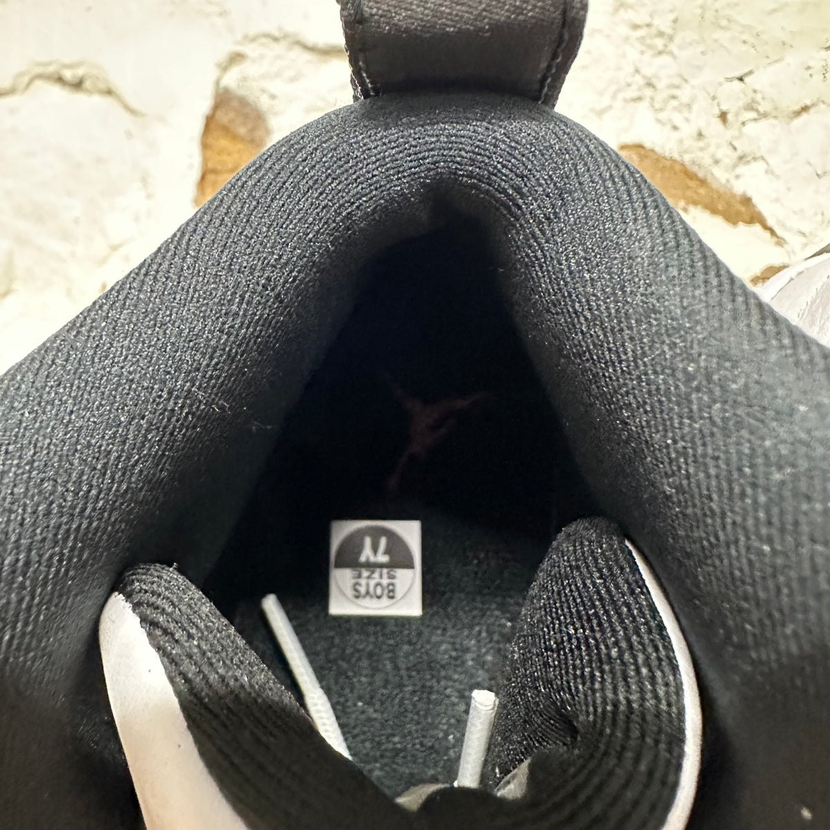 Air Jordan 12 Taxi (2025) Sz 7Y DS