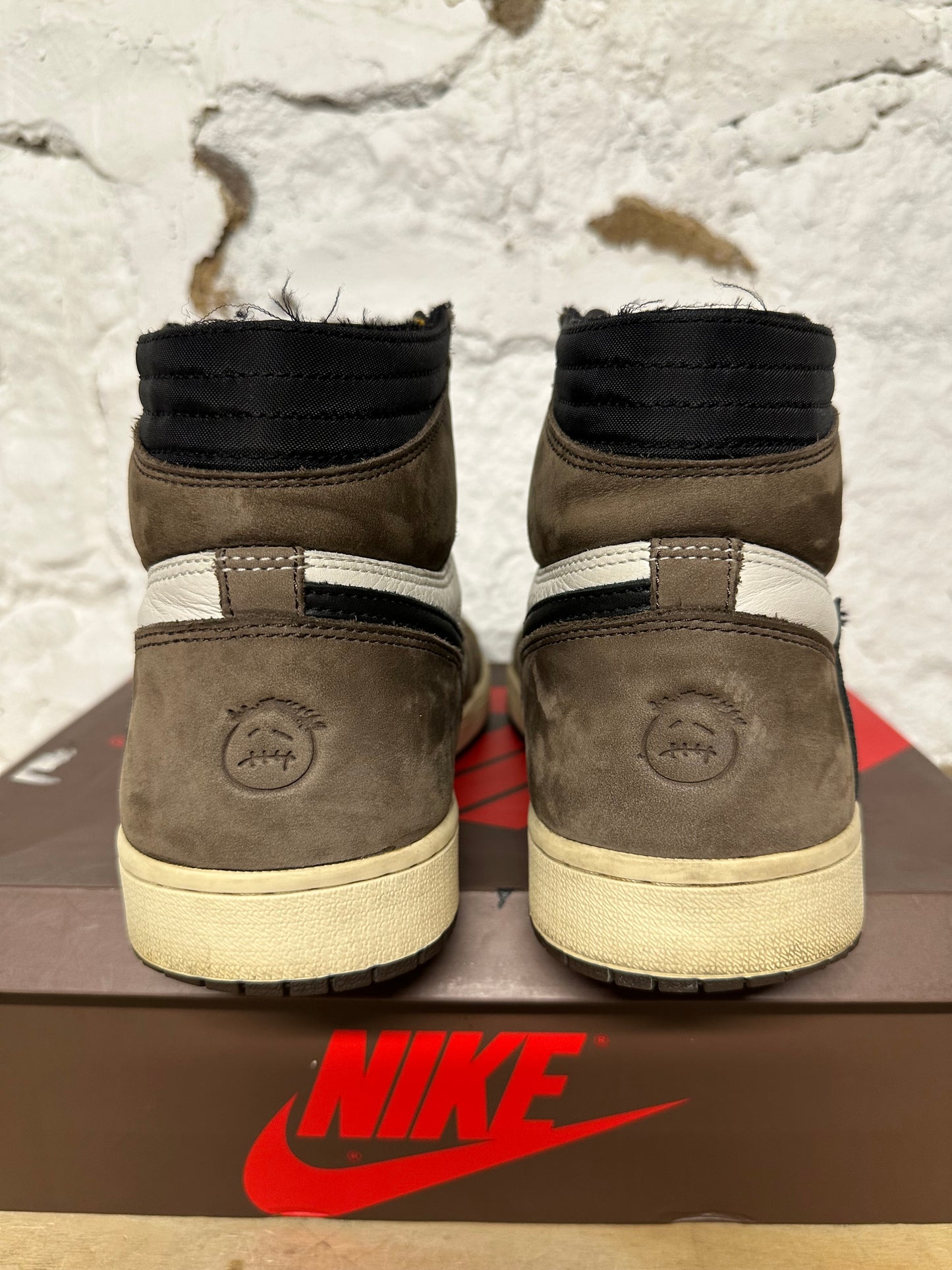 Air Jordan 1 High Travis Scott Mocha Sz 12