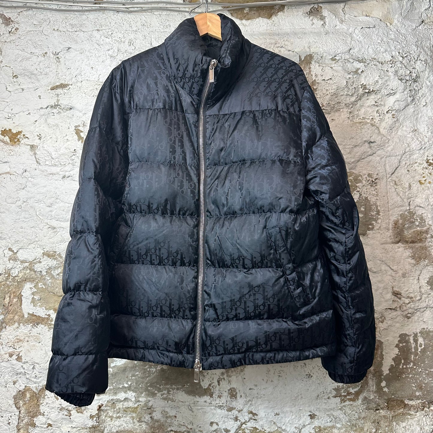 Dior Black Oblique Puffer Jacket Sz M (48)