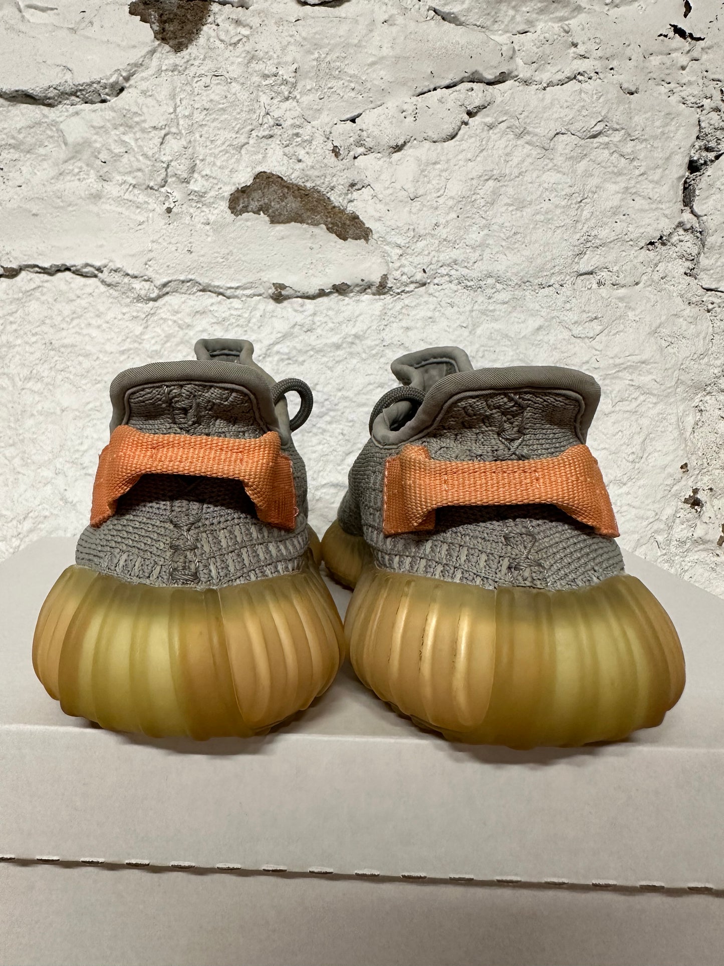 Yeezy 350 V2 True Form Sz 4